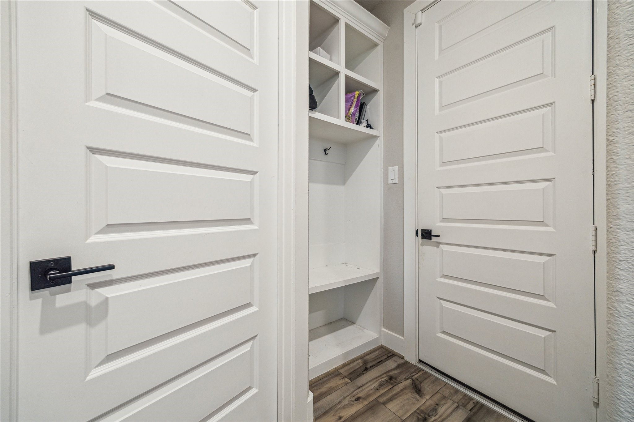 17547 Harpers Way Property Photo 31