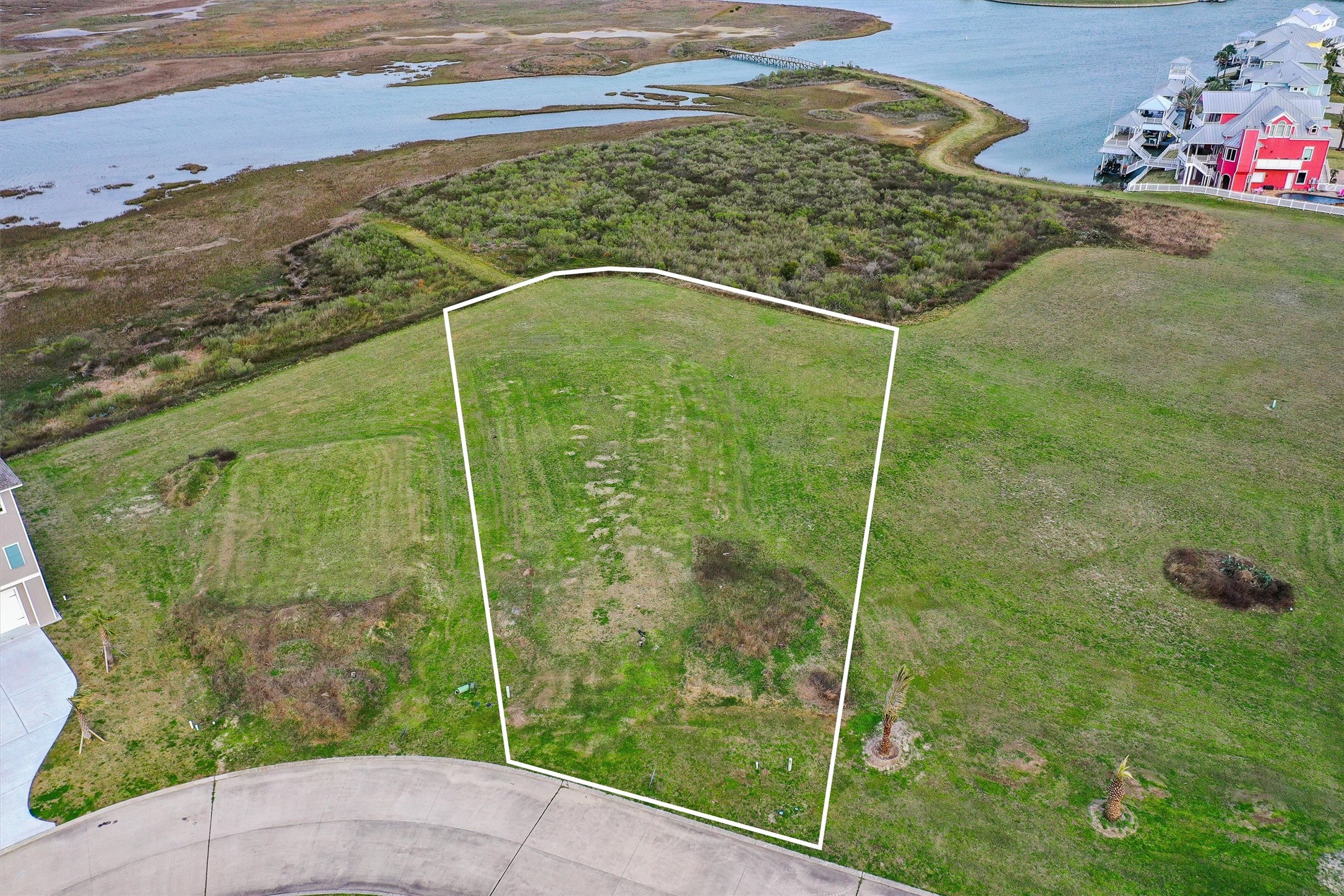 3831 Curlew Drive Property Photo 2
