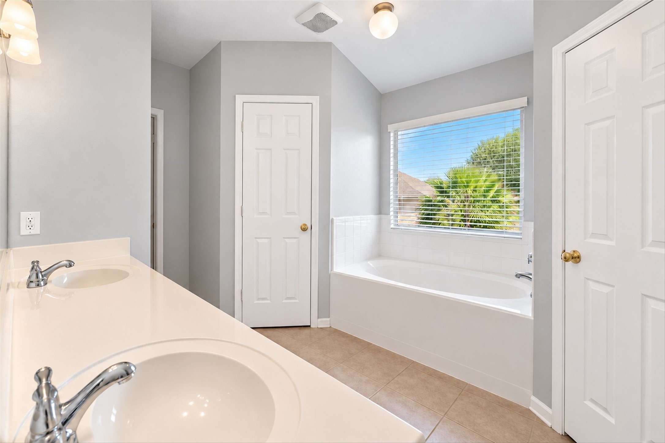 25039 Galium Meadows Property Photo 27