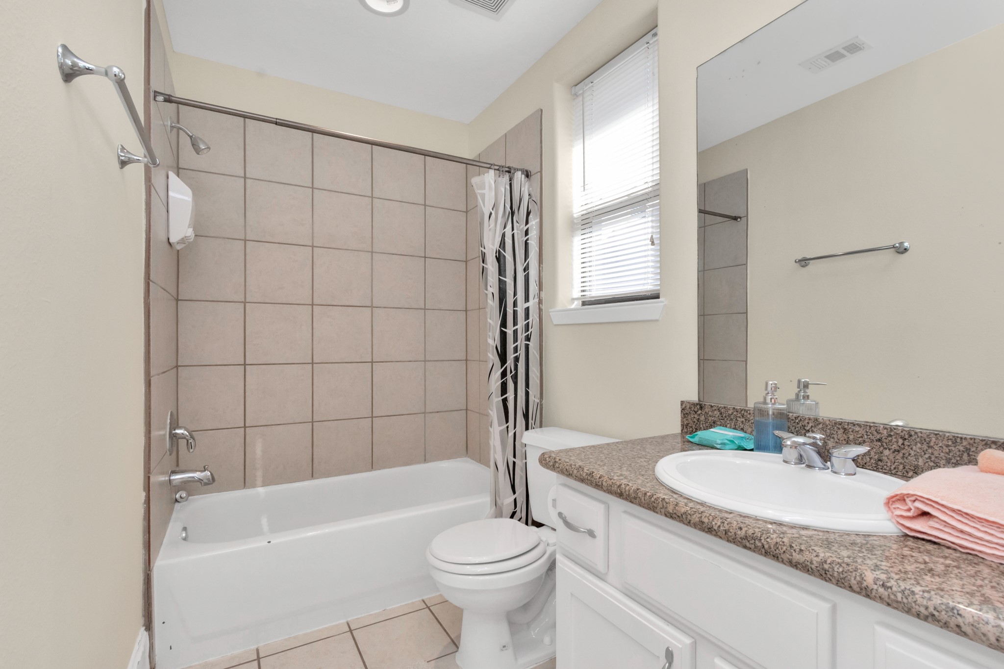 707 Saint Charles Street Property Photo 24