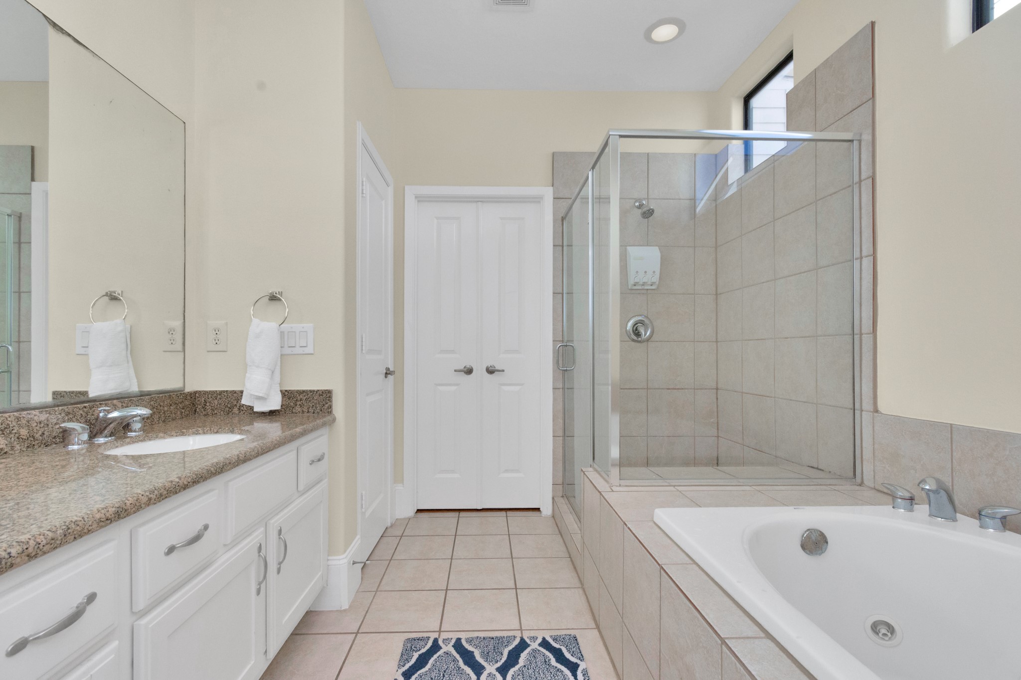 707 Saint Charles Street Property Photo 31
