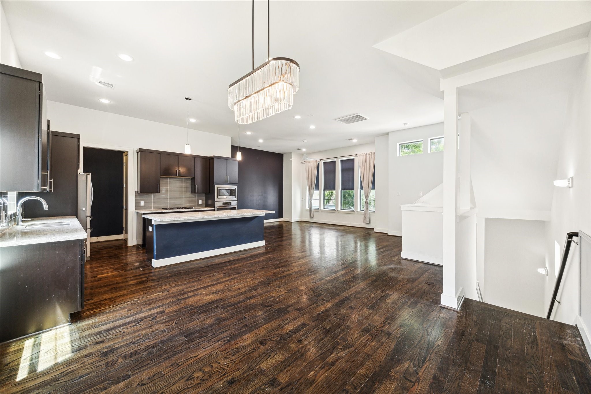 1703 Weber Street Property Photo 8