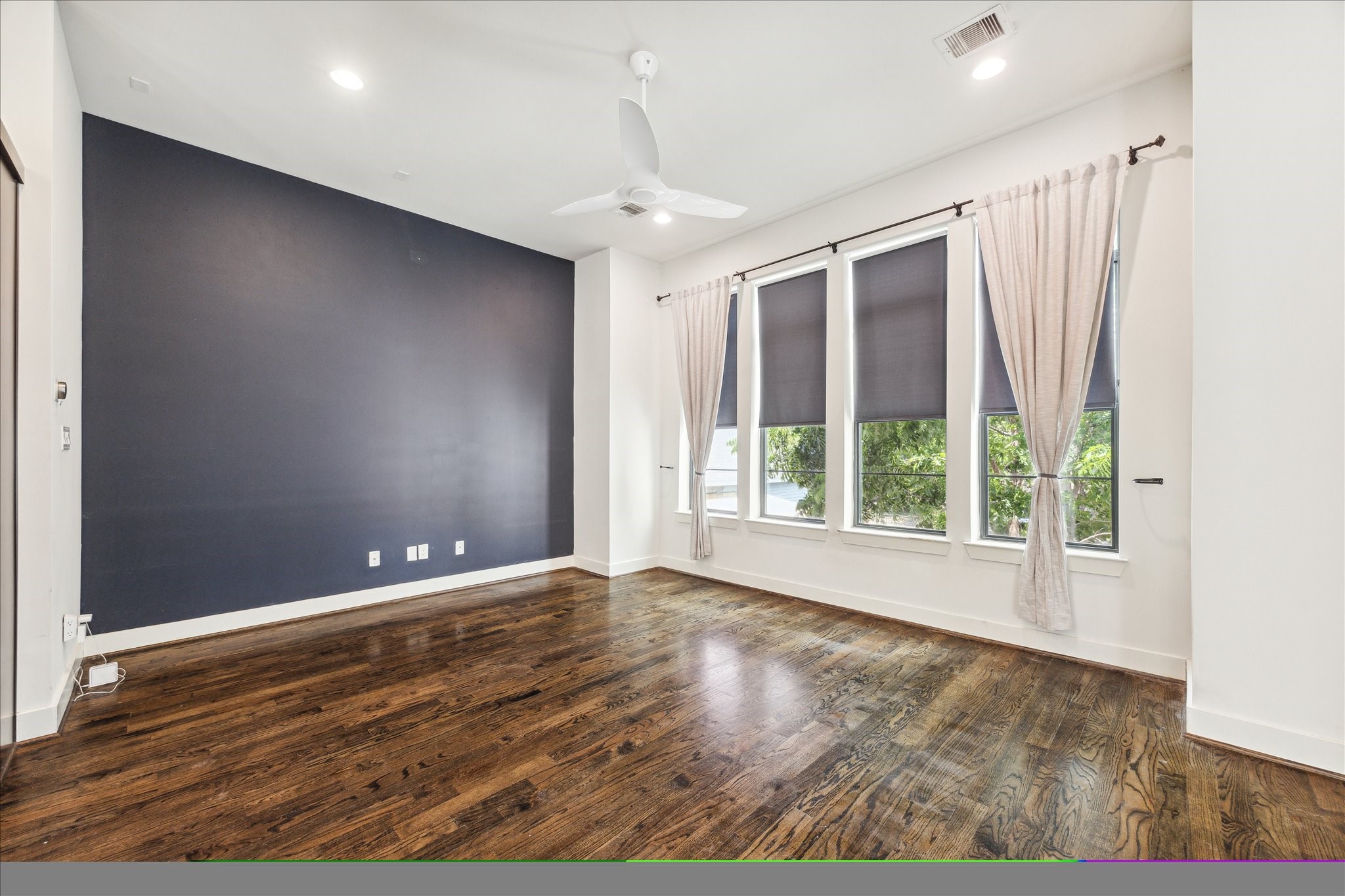 1703 Weber Street Property Photo 16
