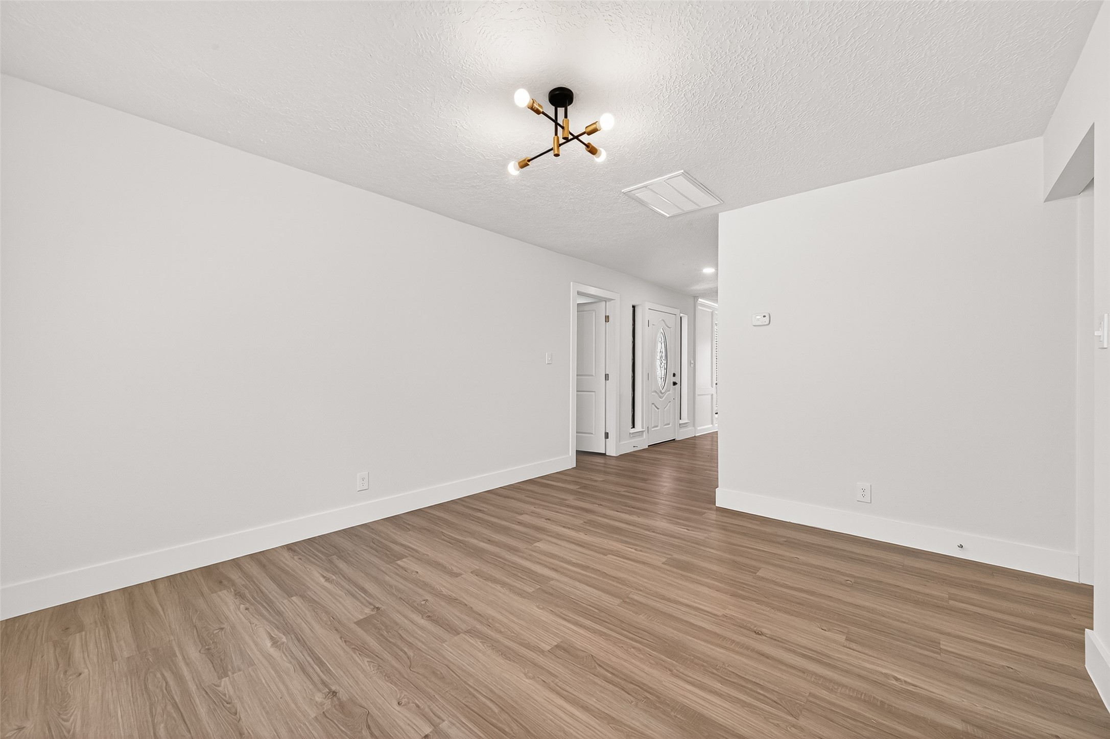2730 Blue Glen Lane Property Photo 12