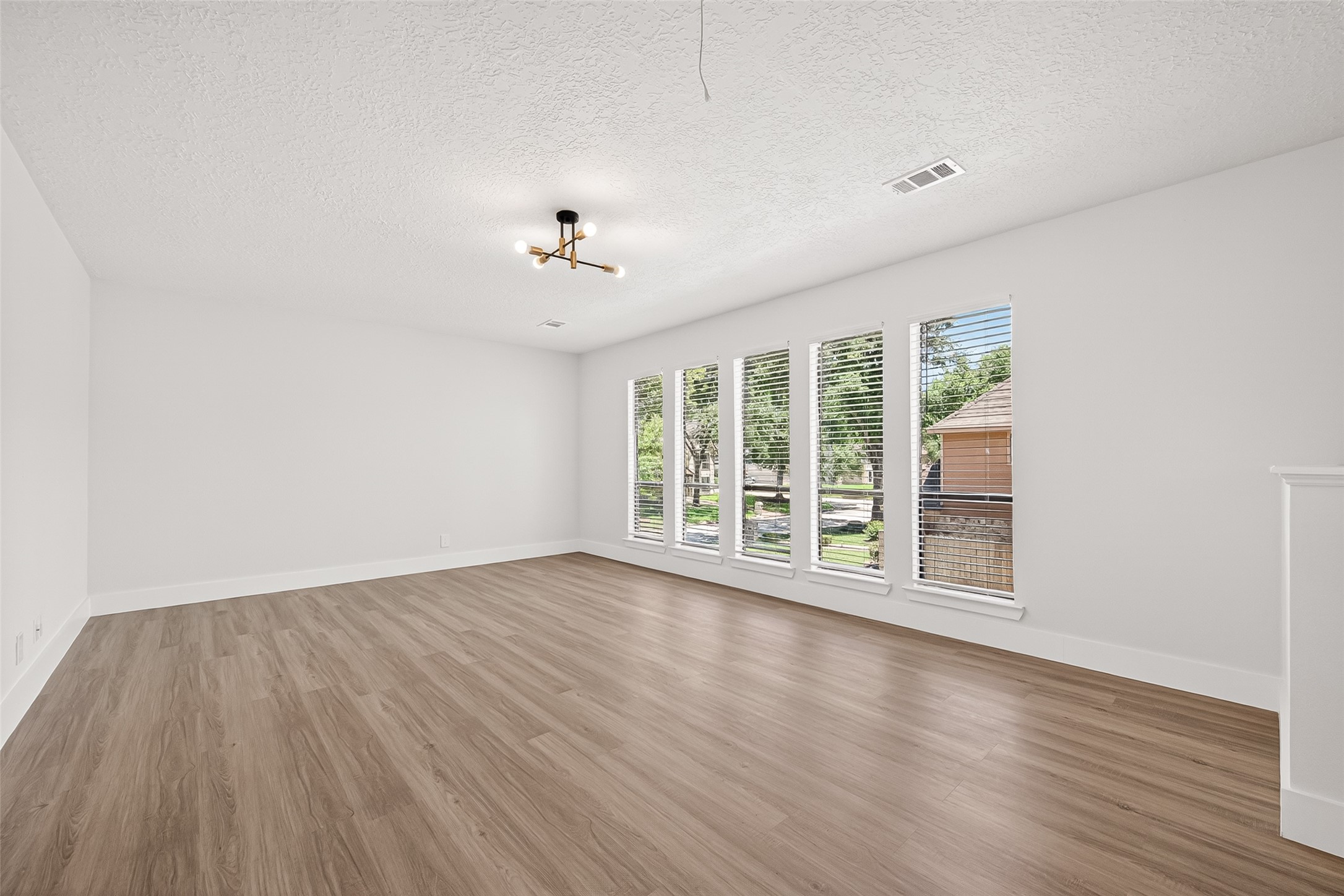 2730 Blue Glen Lane Property Photo 38
