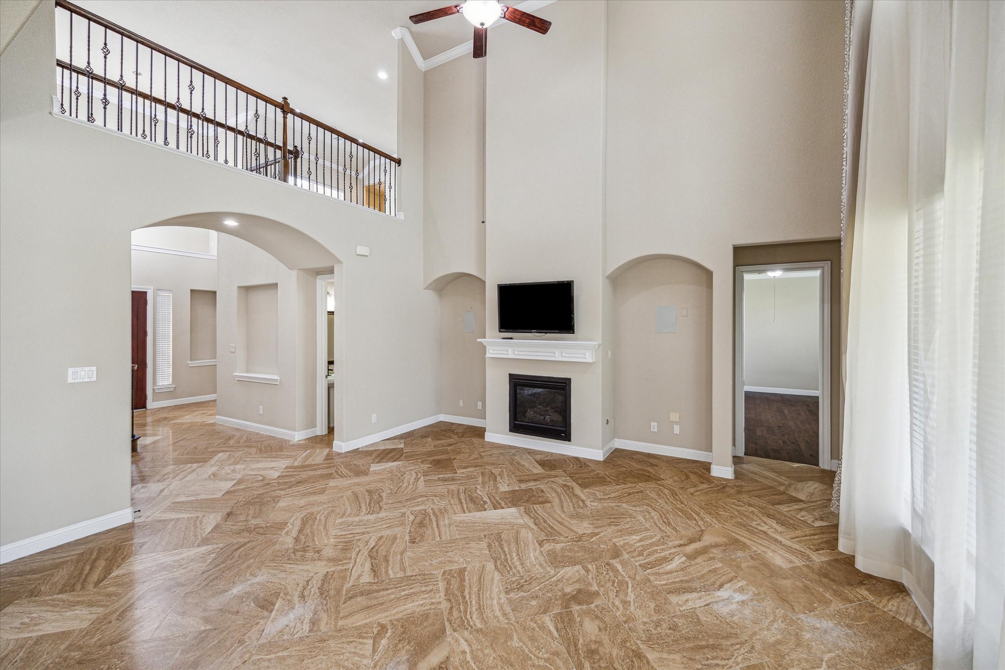 16227 Latticevine Property Photo 8