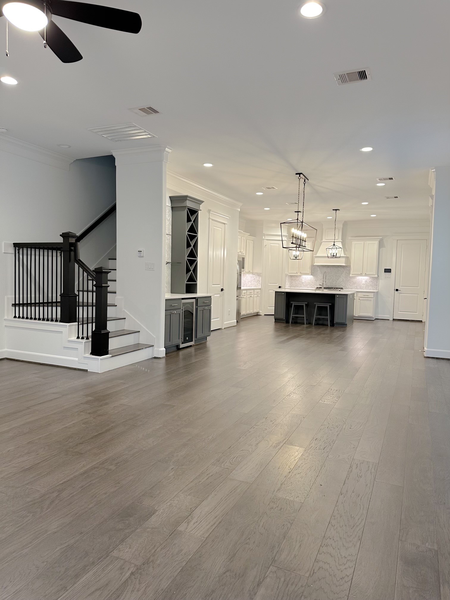 1208 Malone Street Property Photo 5