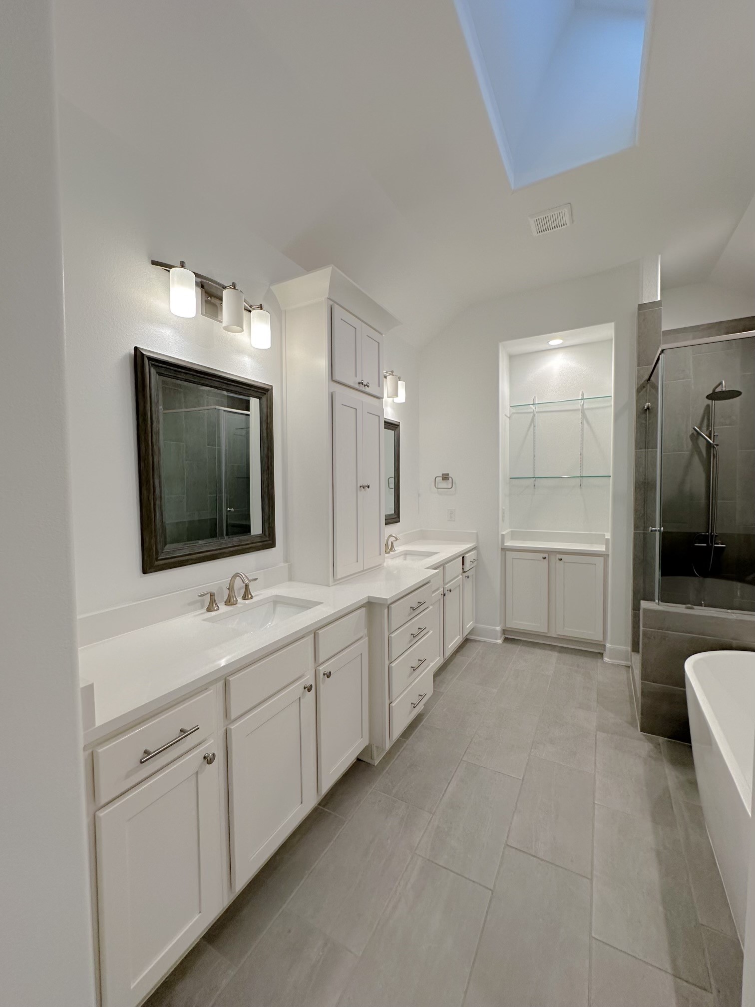 1208 Malone Street Property Photo 8