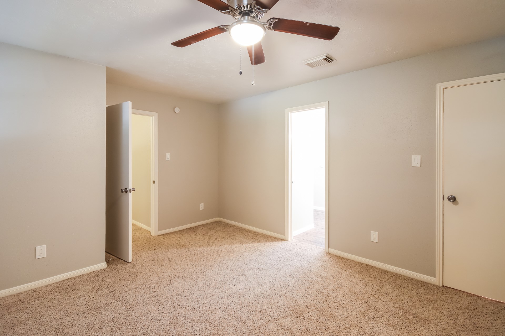 21407 Park Downe Lane Property Photo 13