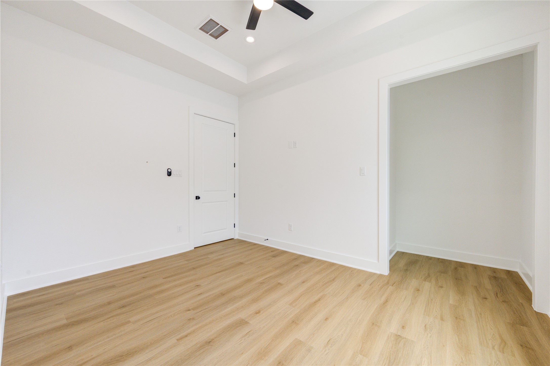 9007 Noel Street B Property Photo 13