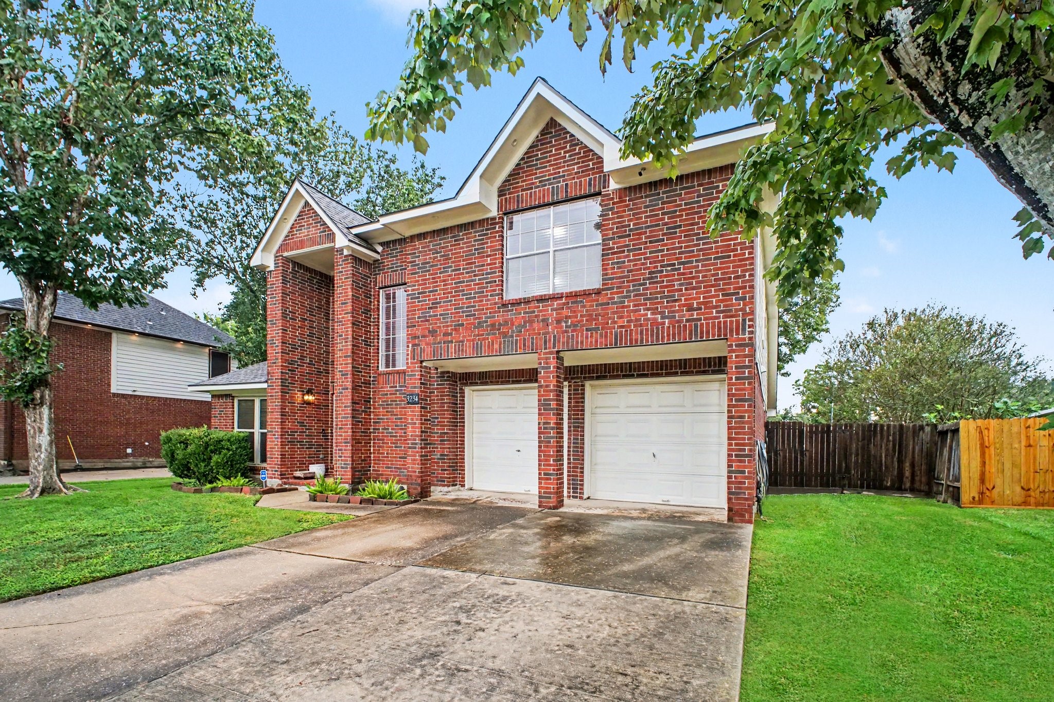 3234 Lee Circle Property Photo 2