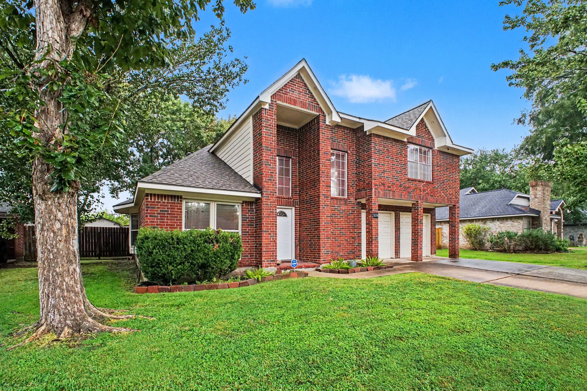 3234 Lee Circle Property Photo 3