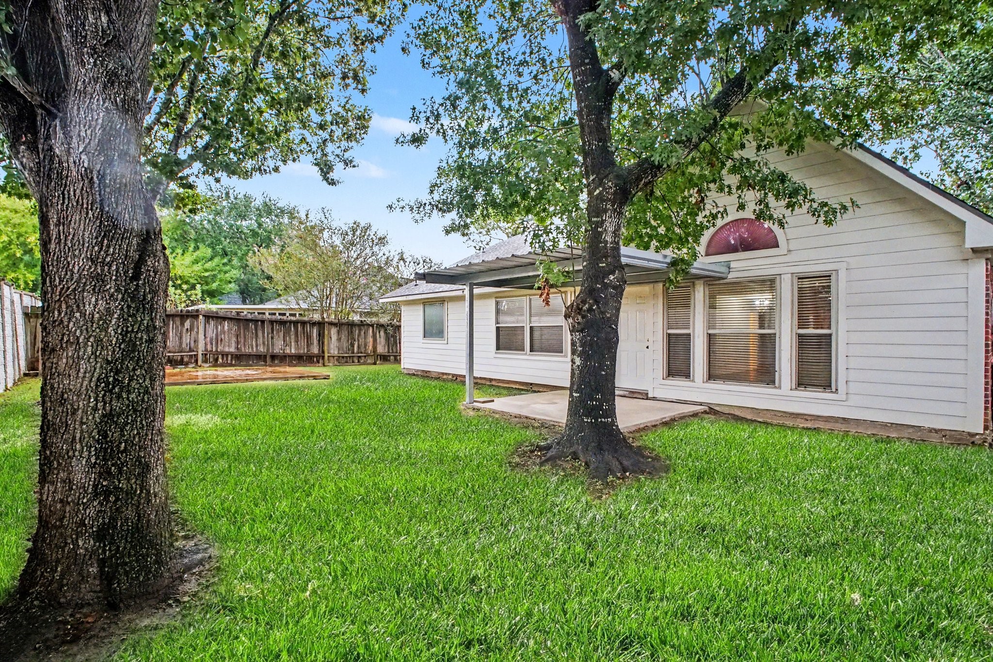 3234 Lee Circle Property Photo 7