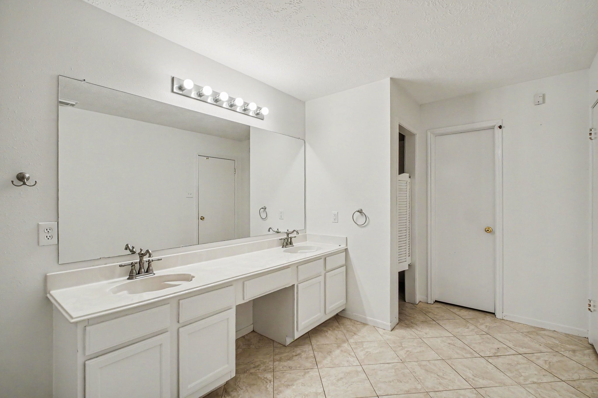 3234 Lee Circle Property Photo 34