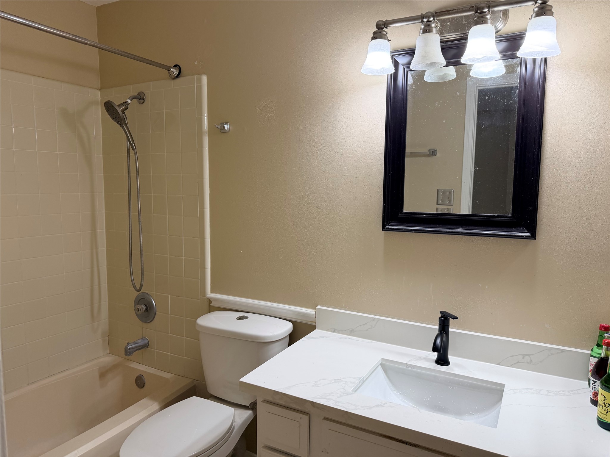 7637 Cambridge Street 7637 Property Photo 6