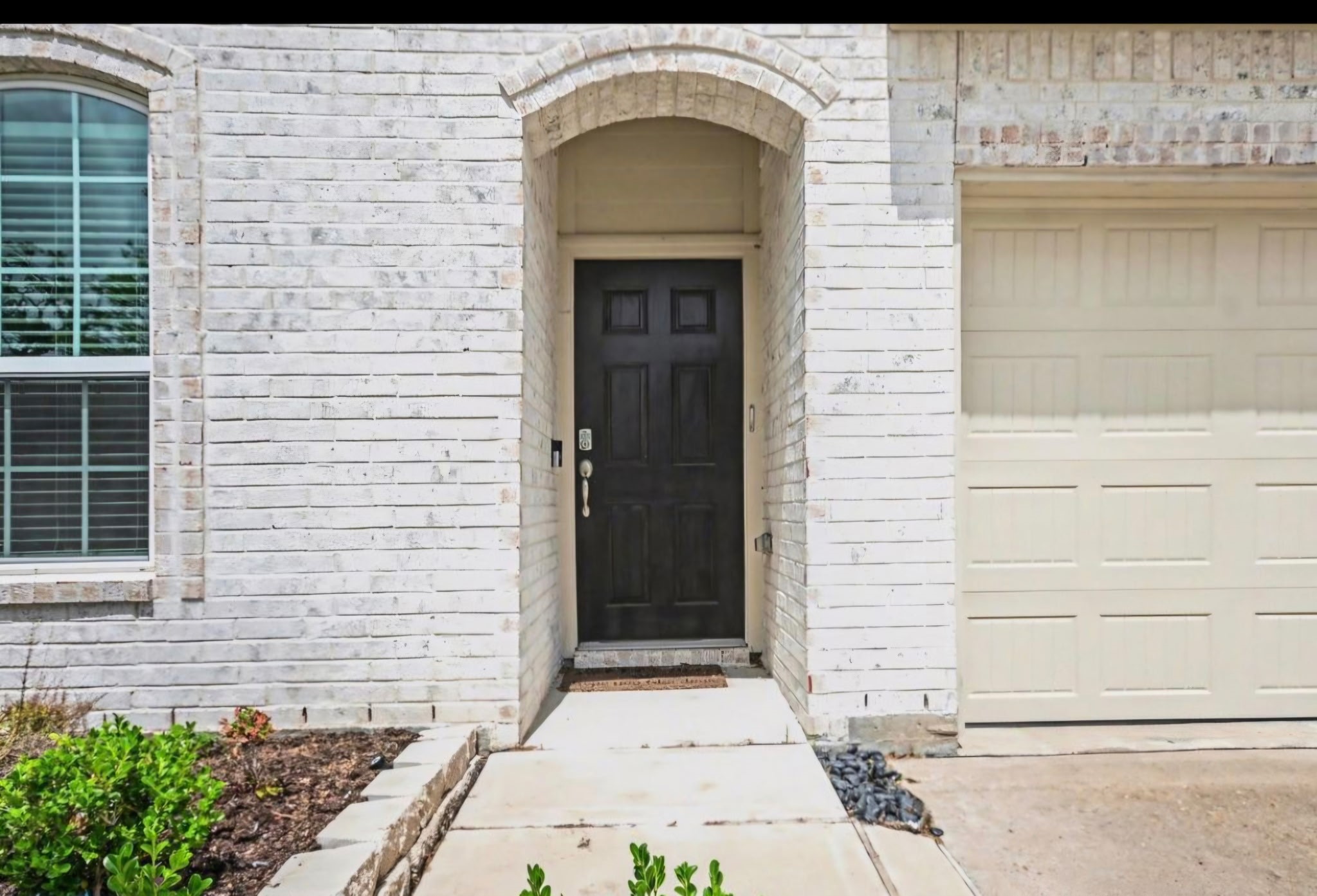 214 Water Grass Trail Property Photo 2