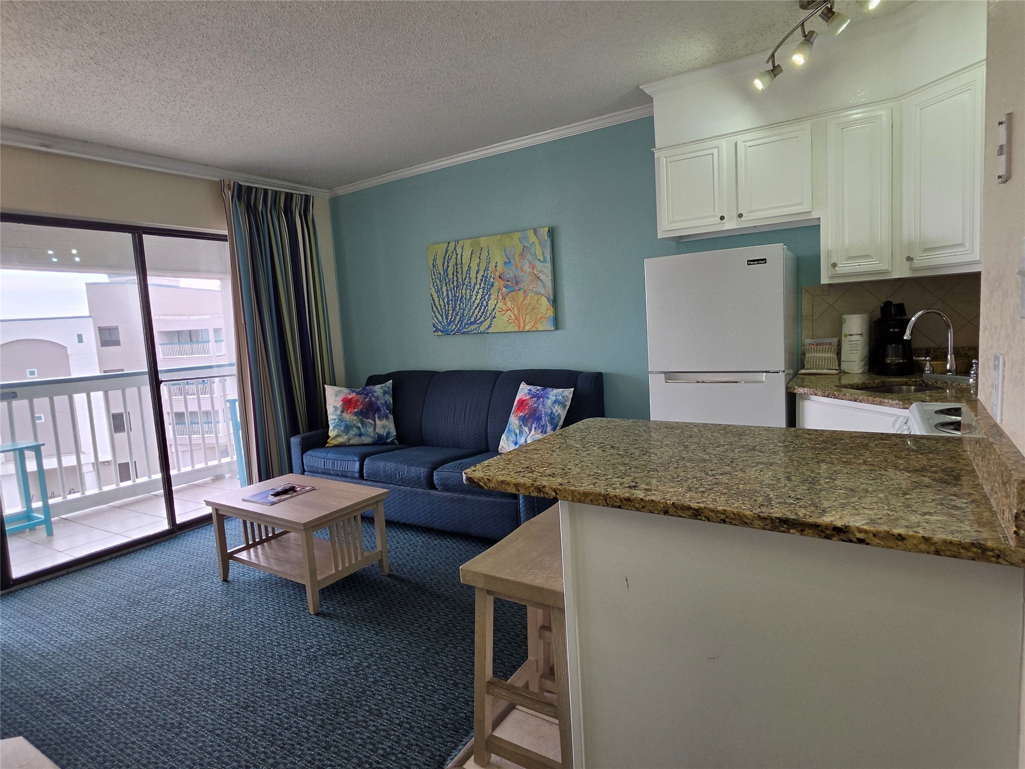 6102 Seawall Boulevard 306 Property Photo 7