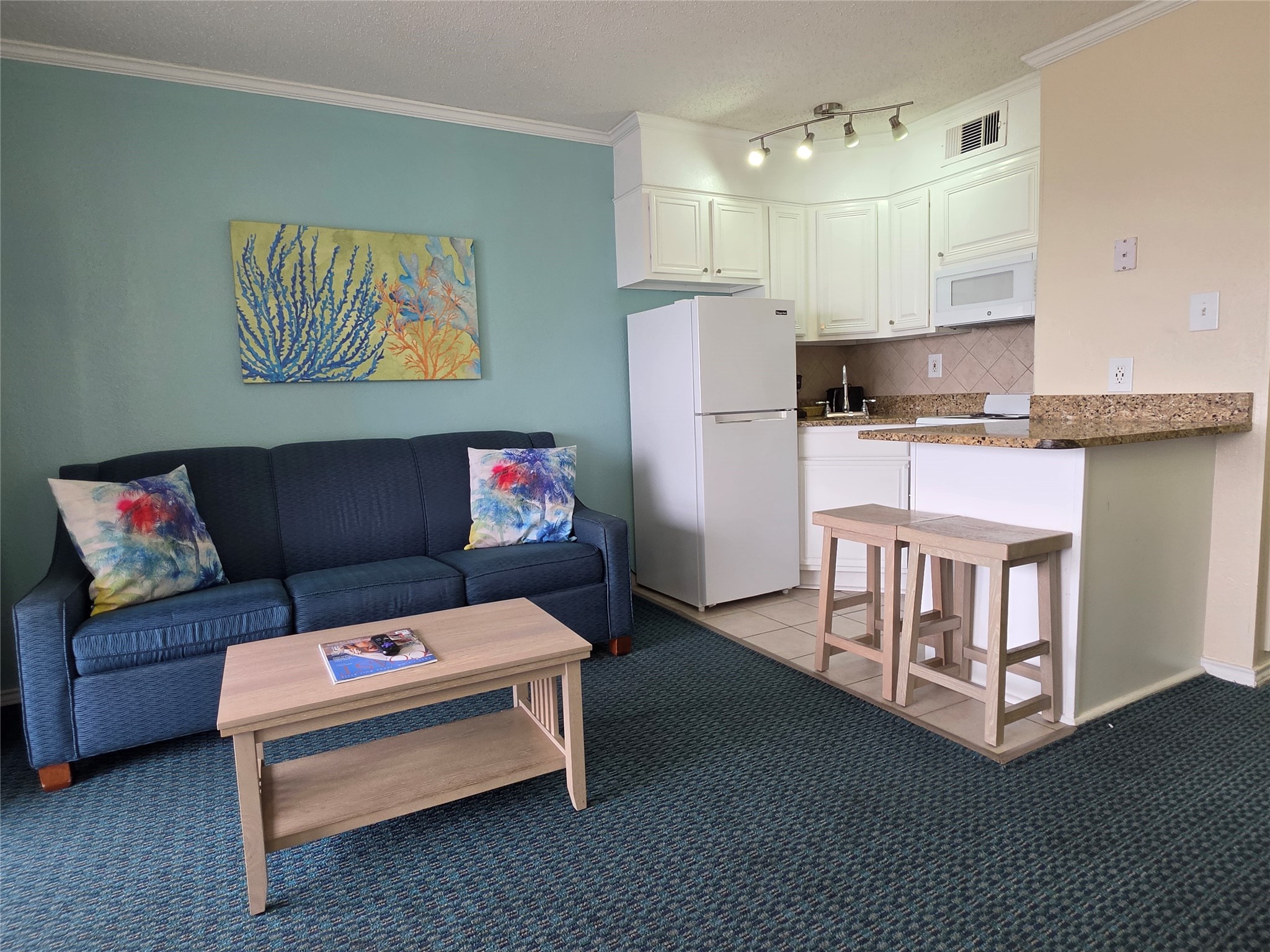 6102 Seawall Boulevard 306 Property Photo 8
