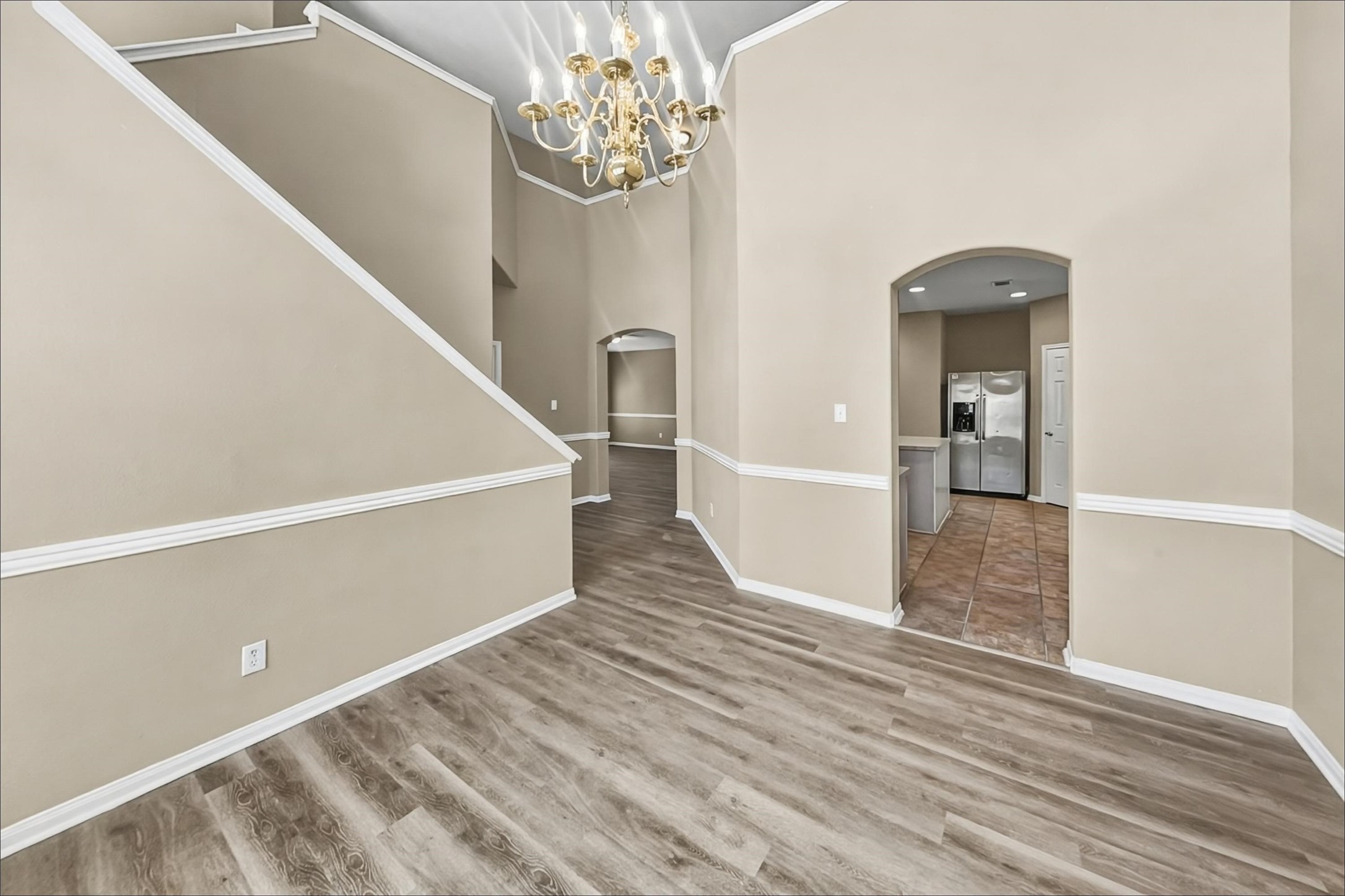 710 Single Pine Court Property Photo 5