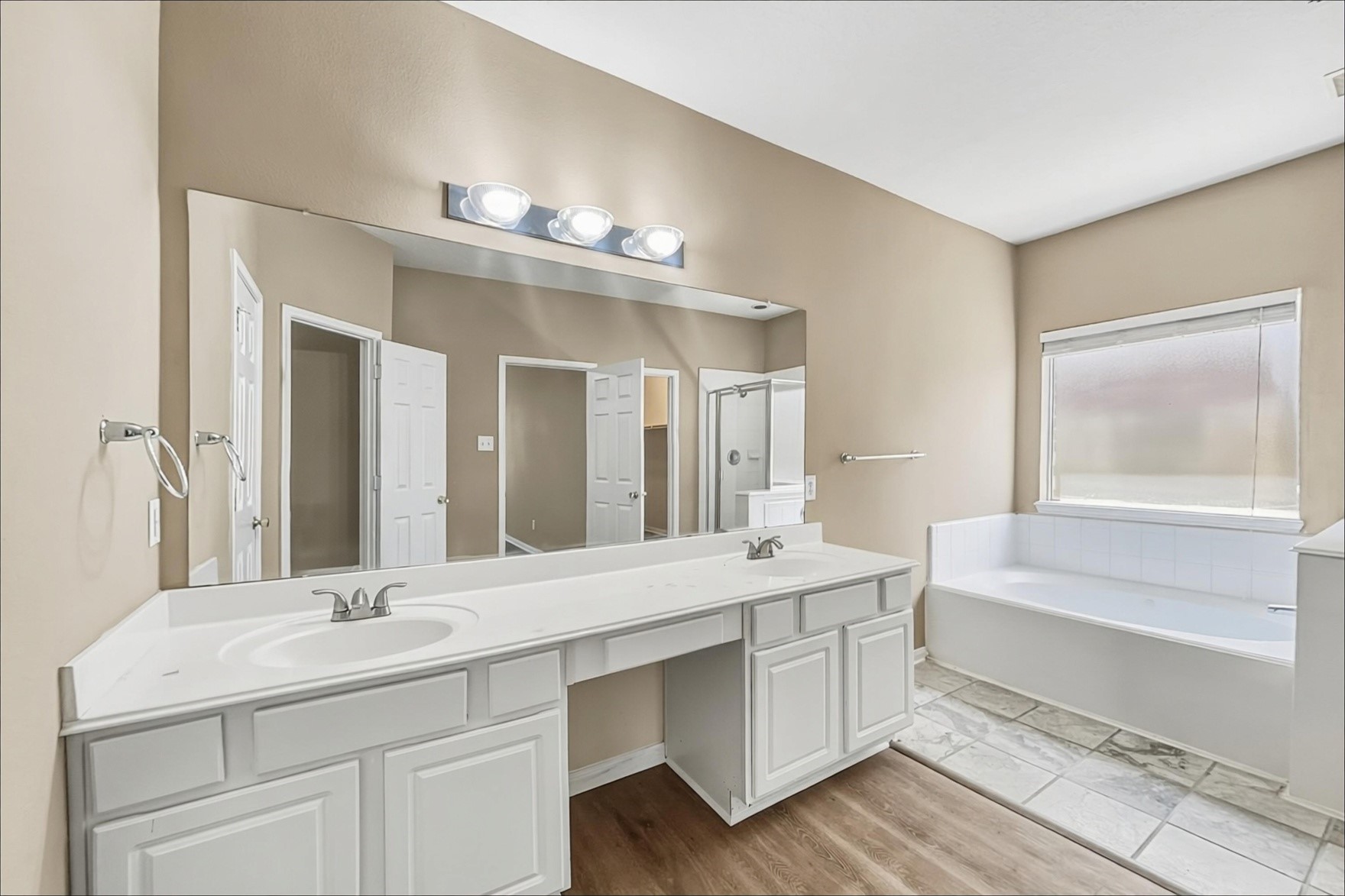 710 Single Pine Court Property Photo 10