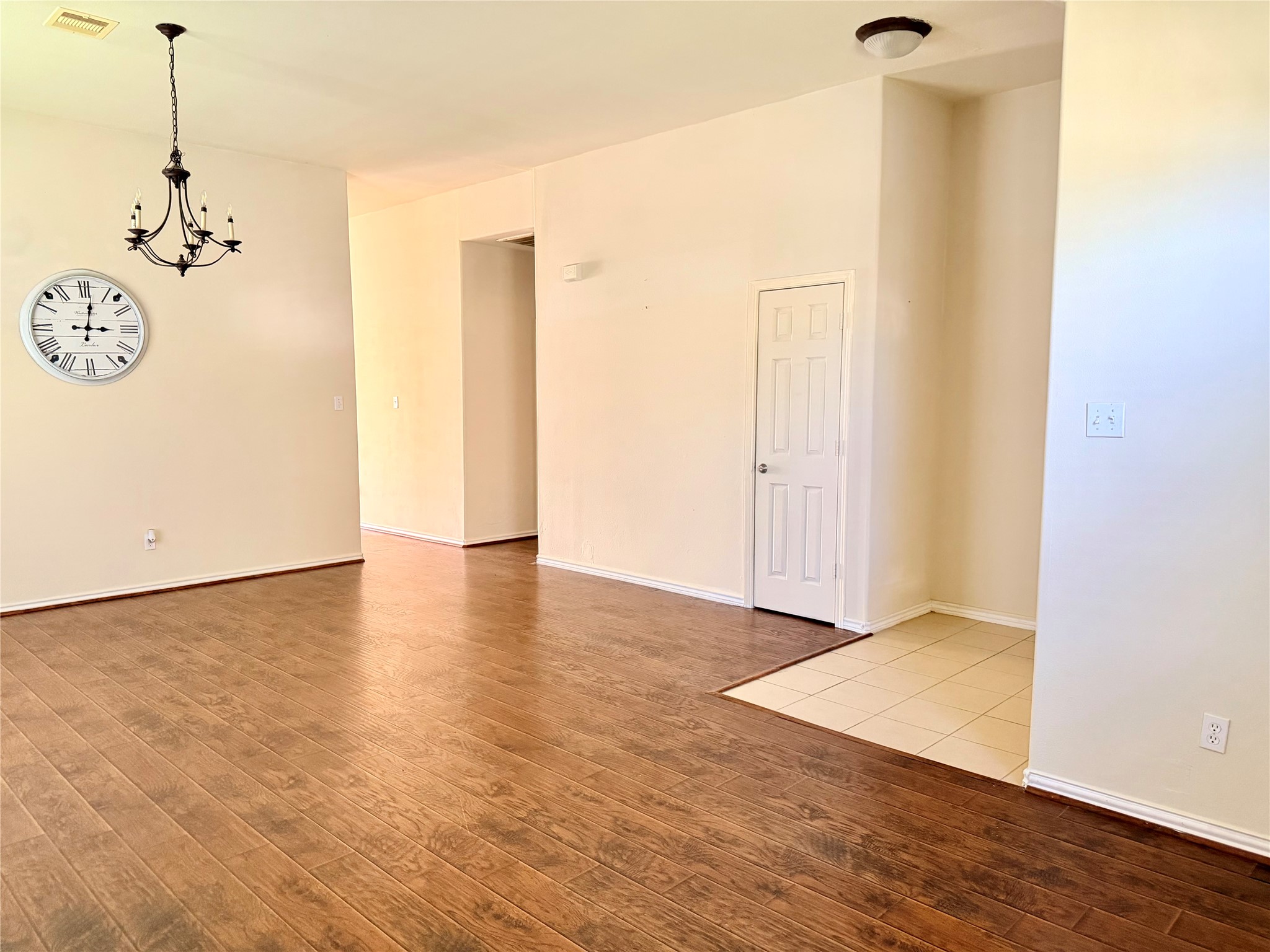 13743 Canyon Hollow Loop Property Photo 7