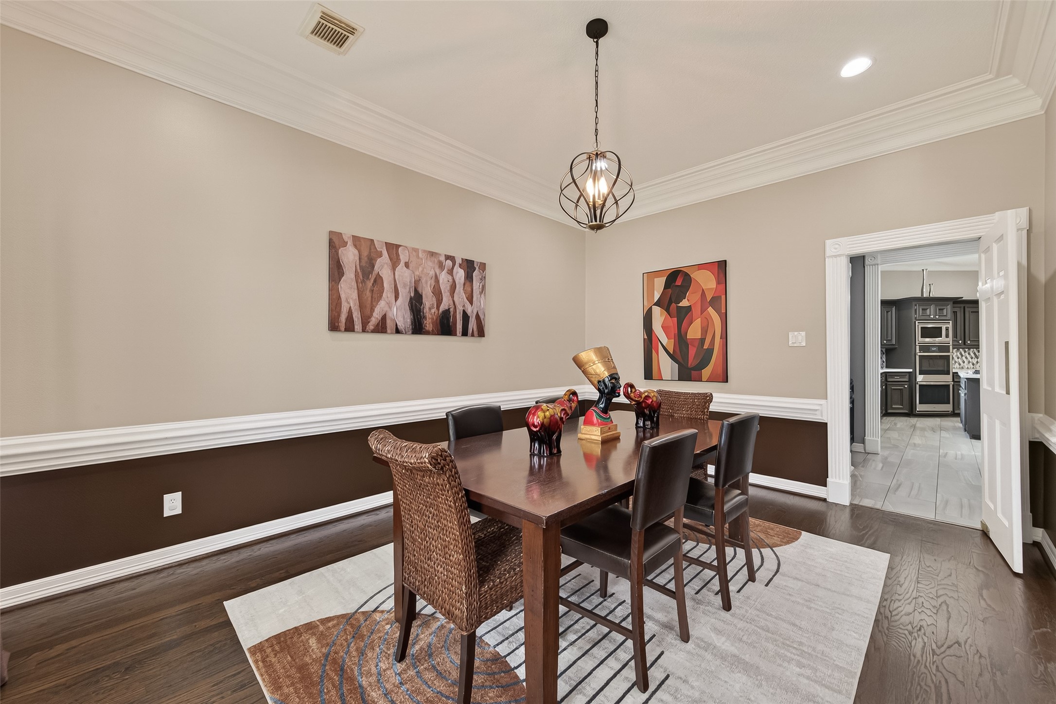 17107 Wunder Hill Drive Property Photo 7