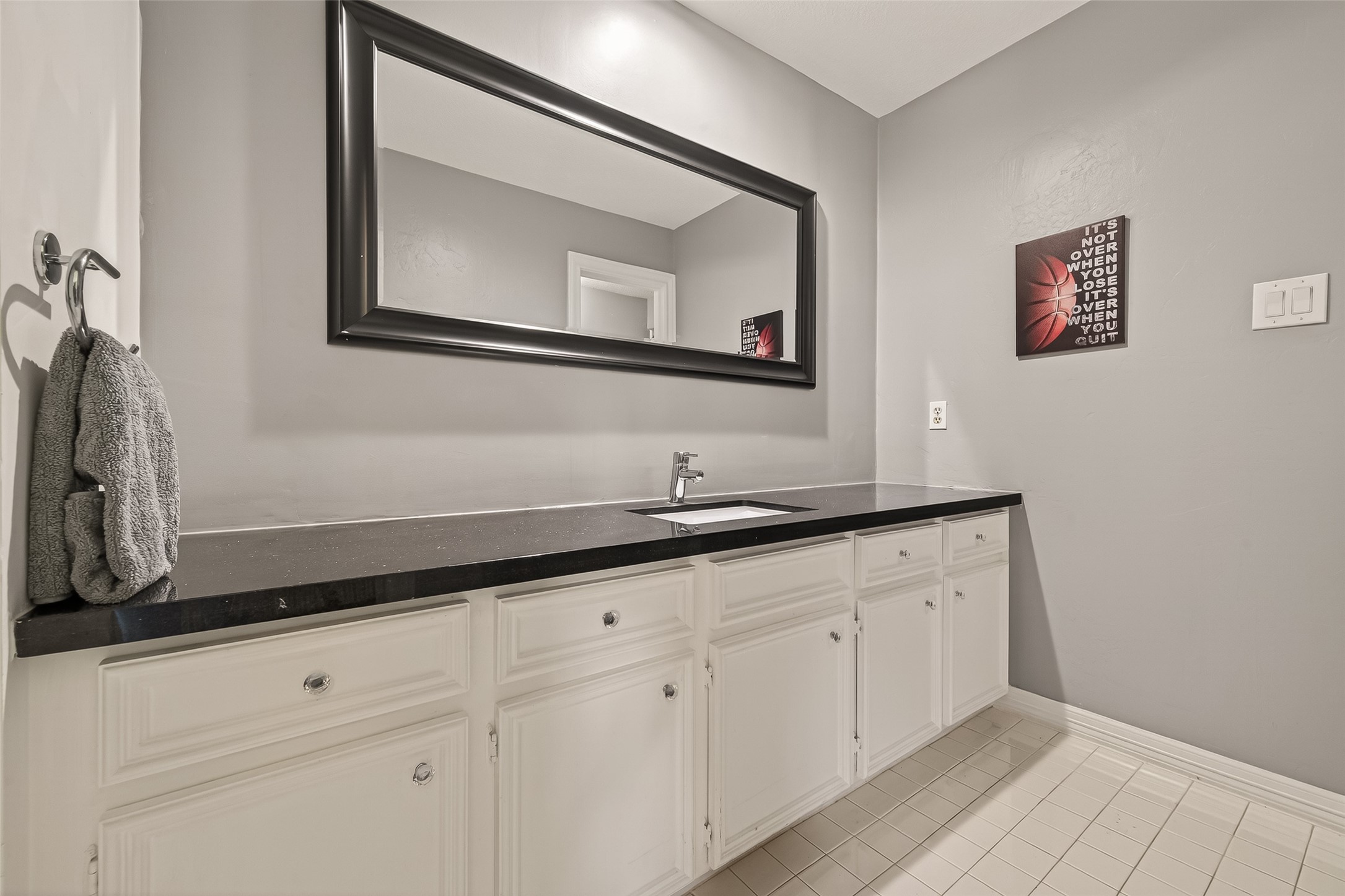 17107 Wunder Hill Drive Property Photo 40