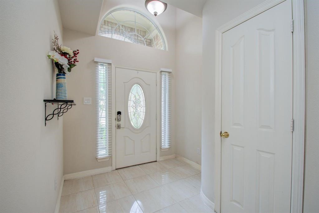 7511 S Linpar Court Property Photo 6