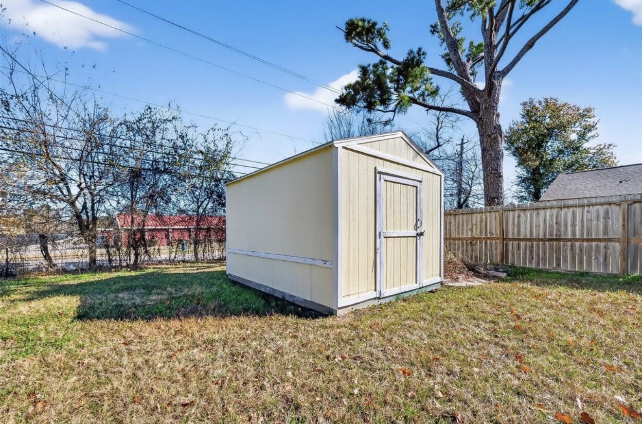 4202 Marlborough Drive Property Photo 15