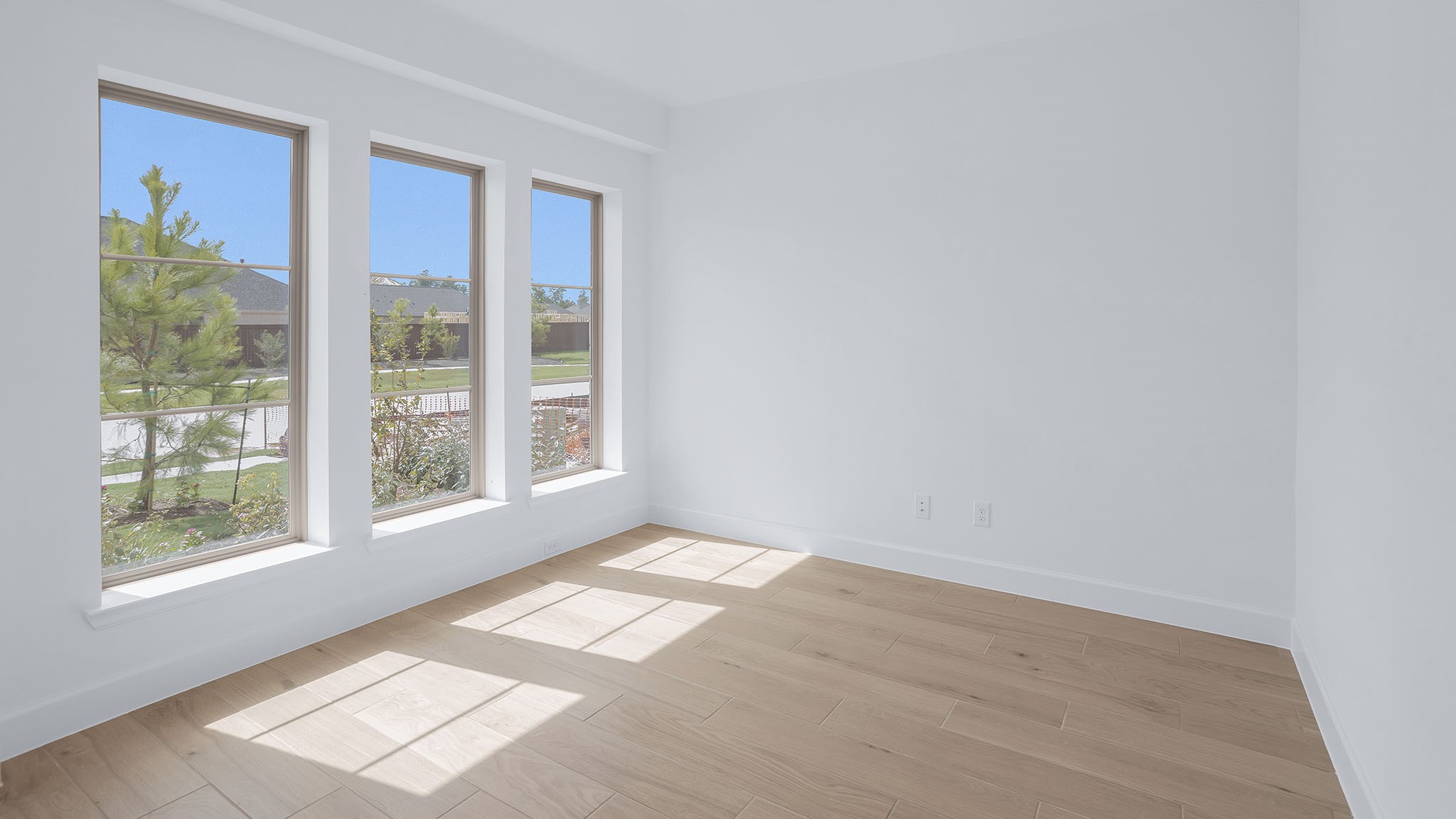 15671 Hoptree Heights Lane Property Photo 6