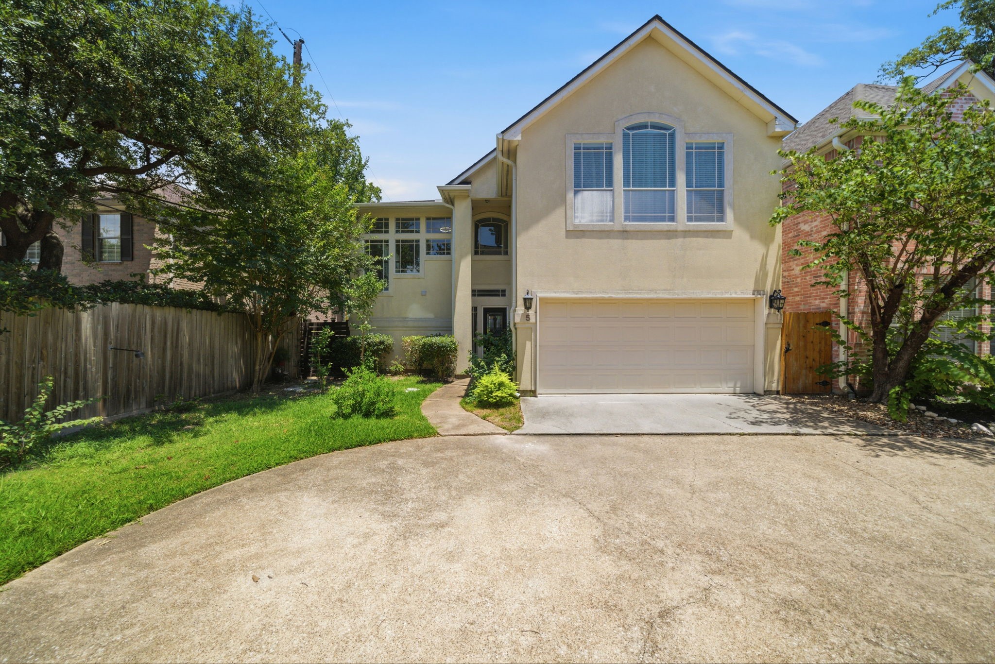 1413 Whispering Pines Drive 5 Property Photo 2