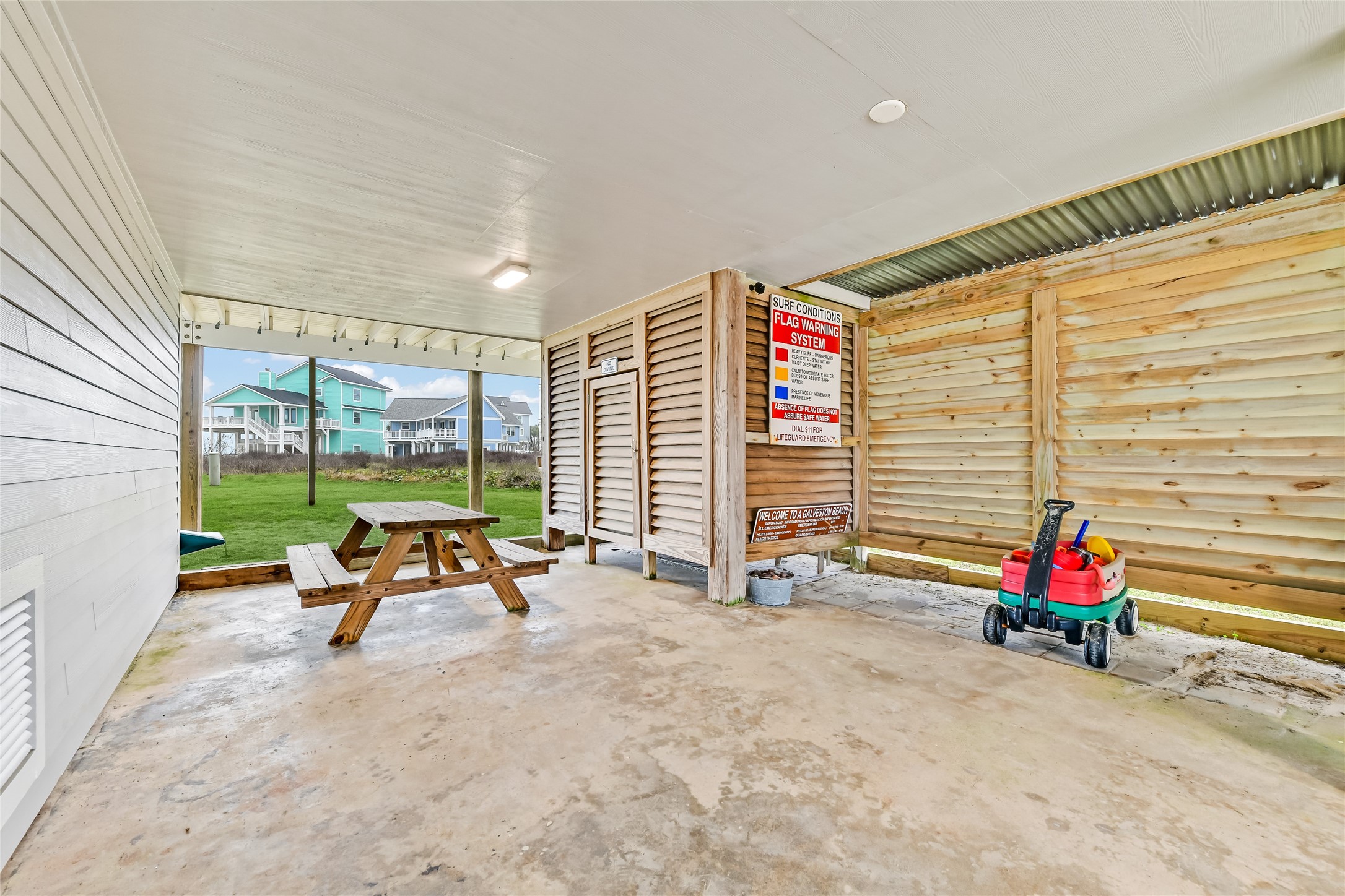 4227 Maison Rouge Court Property Photo 8