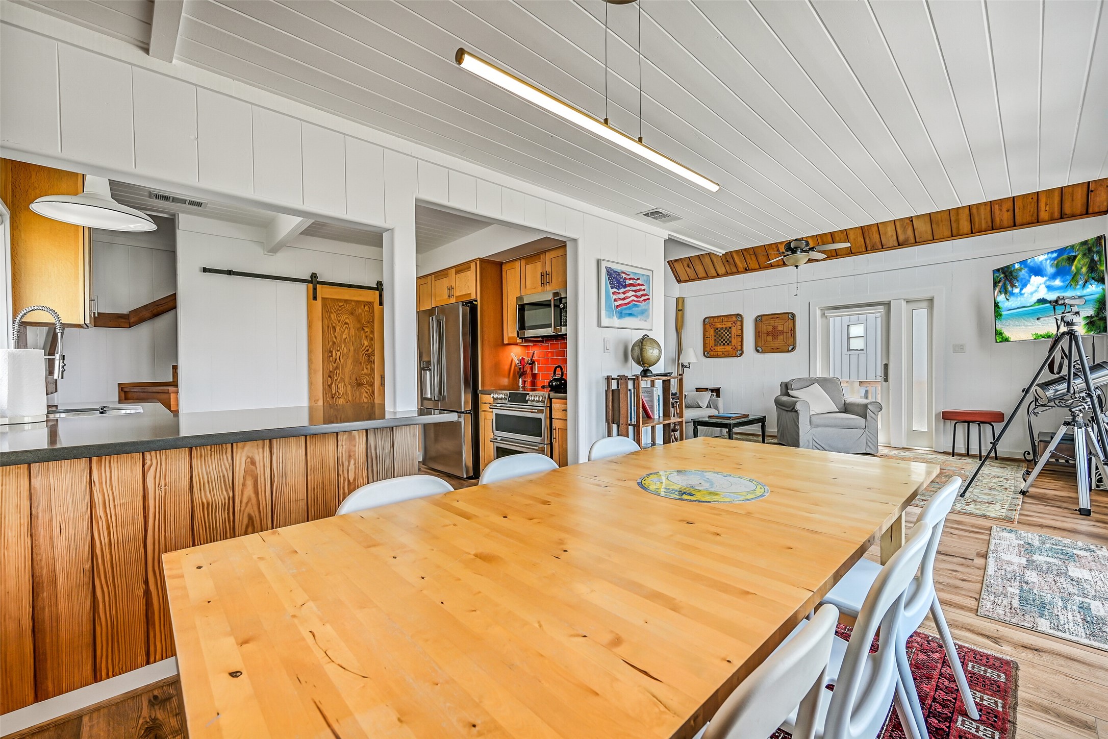 4227 Maison Rouge Court Property Photo 18