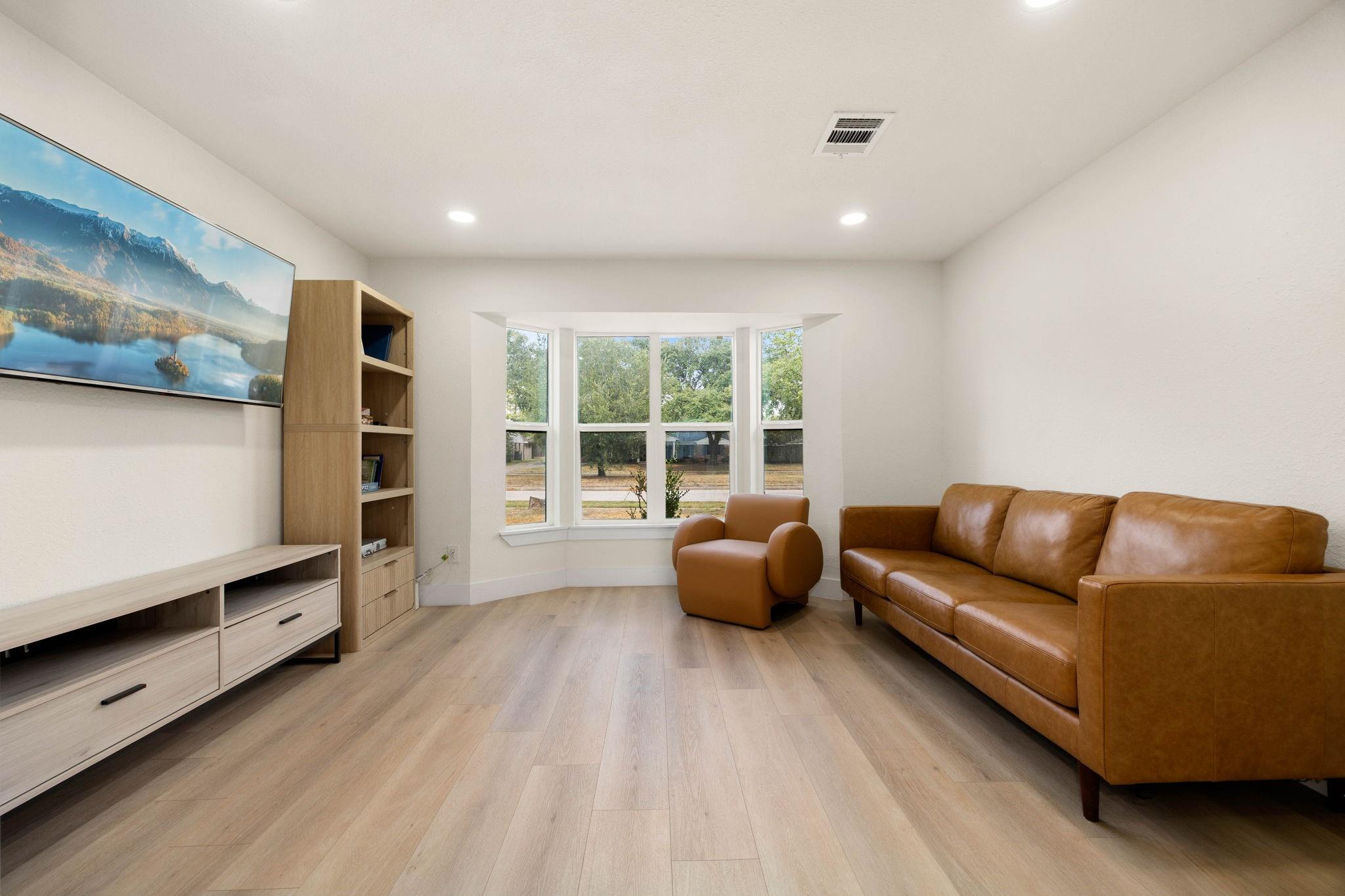 5519 W Bellfort Avenue, Houston Tx 77035 Property Photo 20