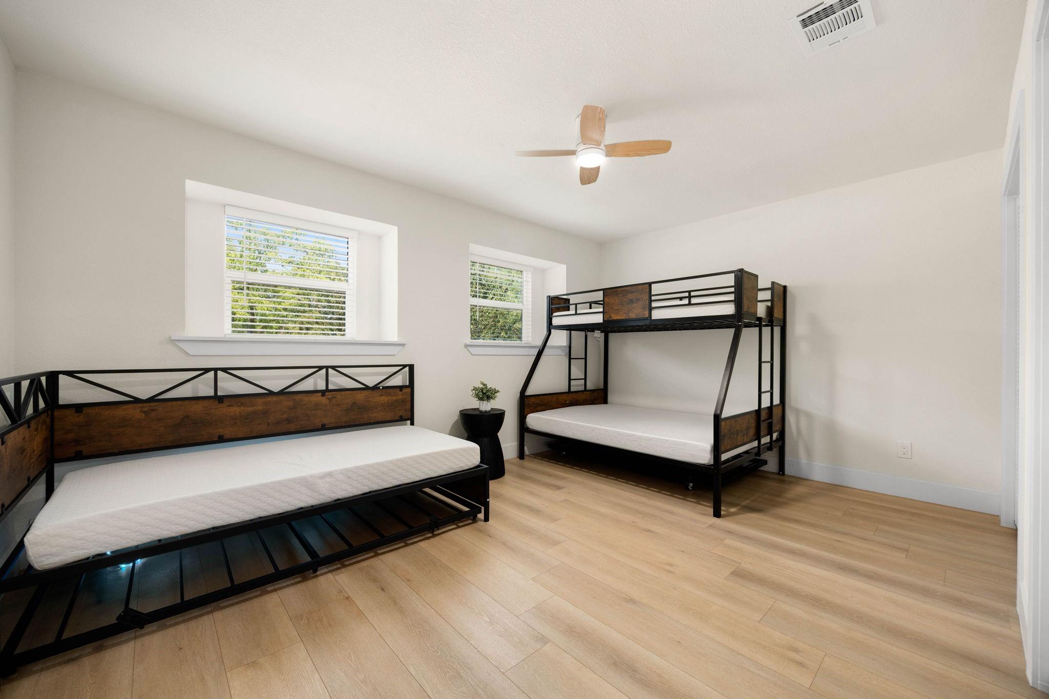 5519 W Bellfort Avenue, Houston Tx 77035 Property Photo 29