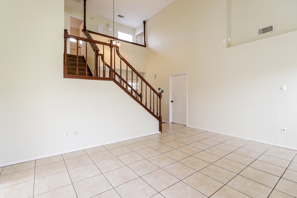 20110 River Brook Drive Property Photo 4