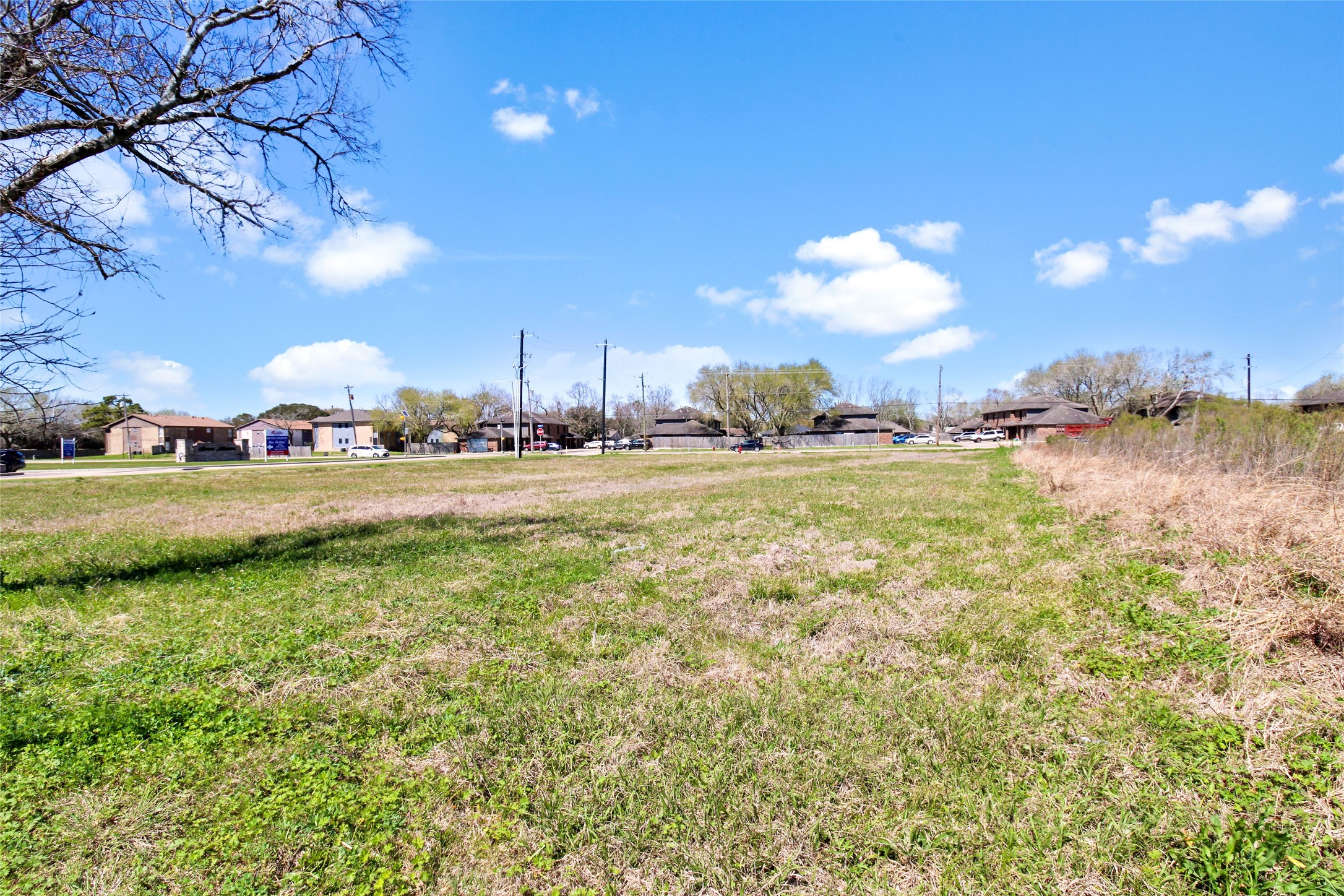 0 E Fm-517 Property Photo 4