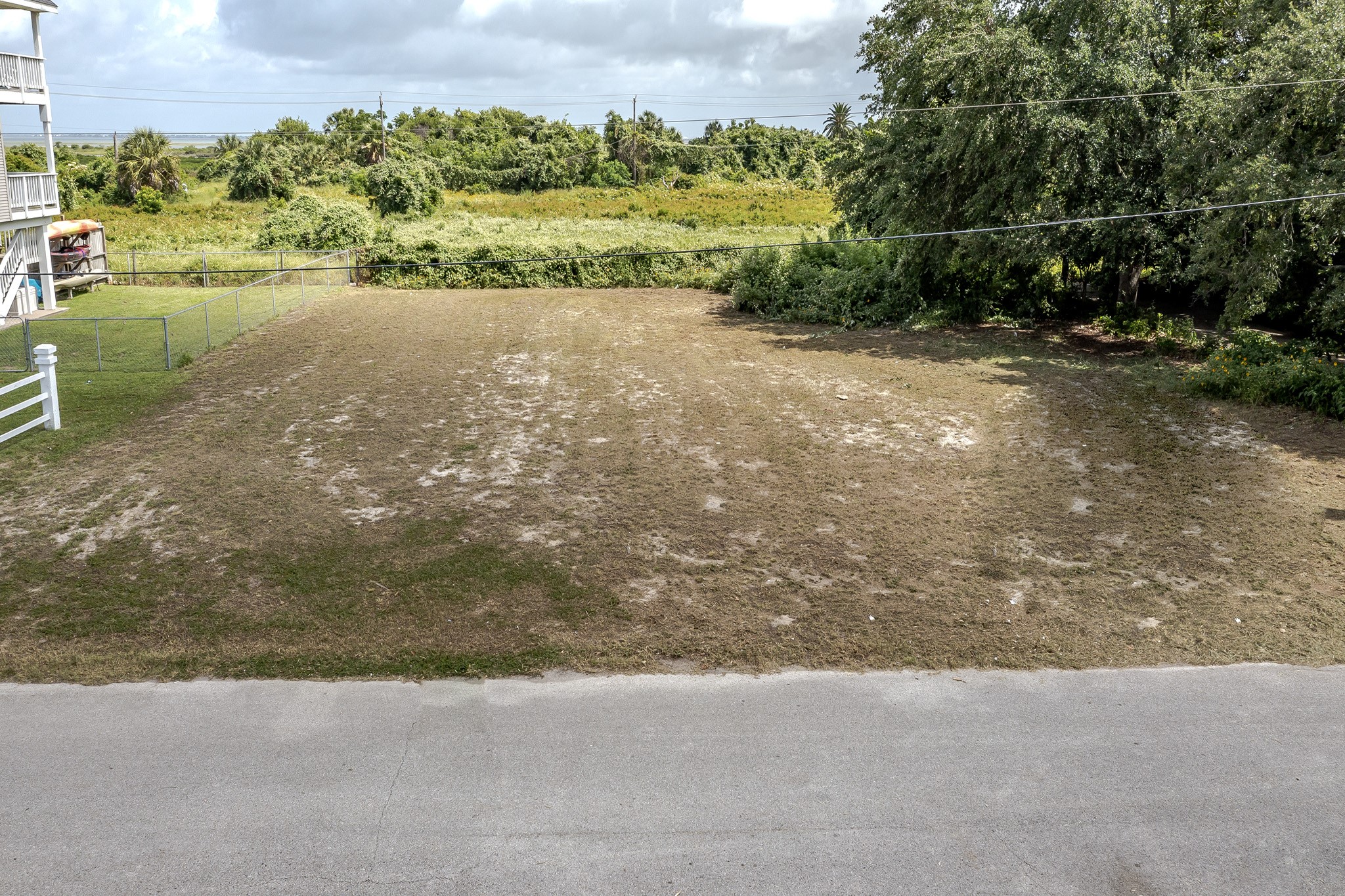 R122318 Spanish Grant Property Photo 3
