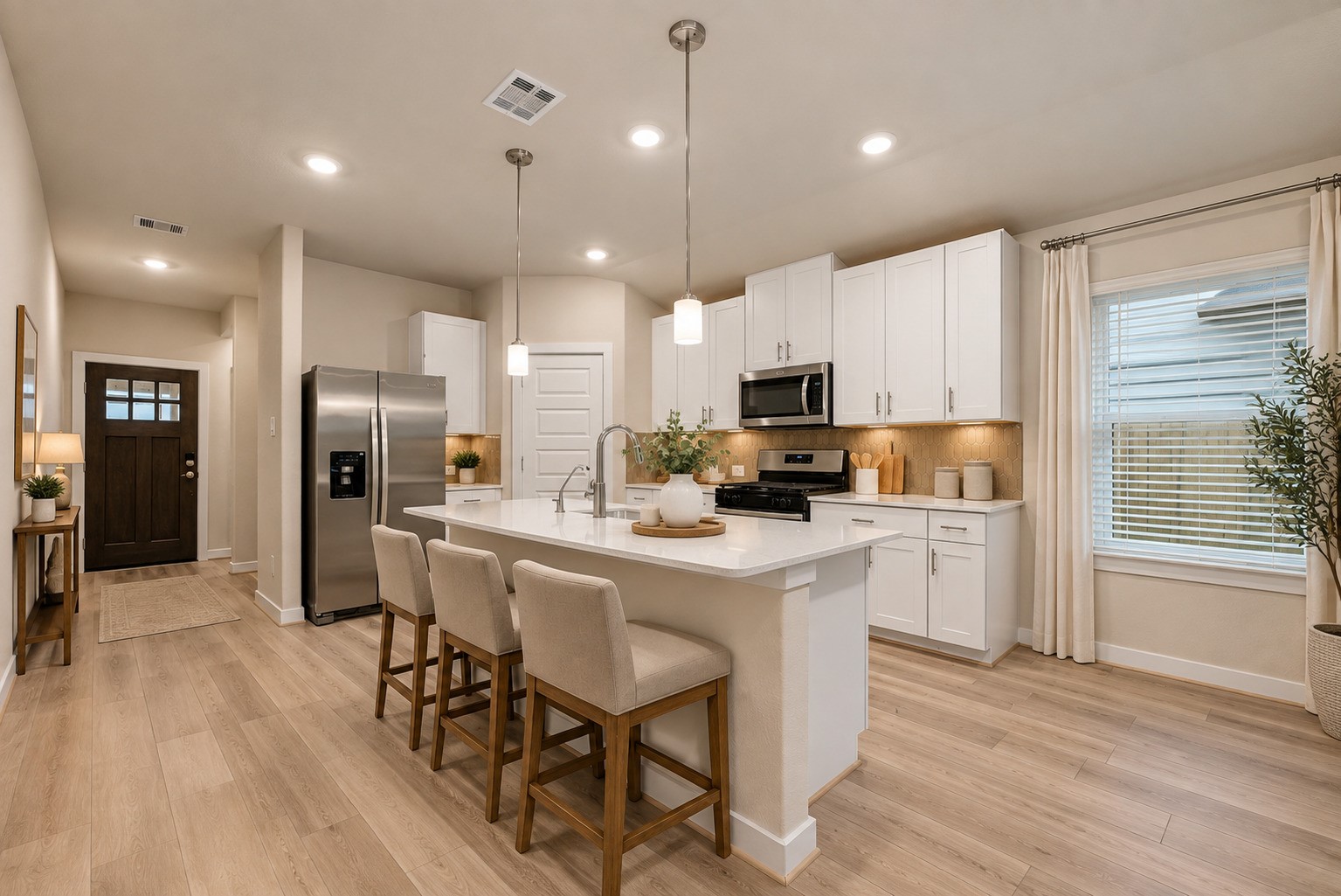 6611 Castella Drive Property Photo 2