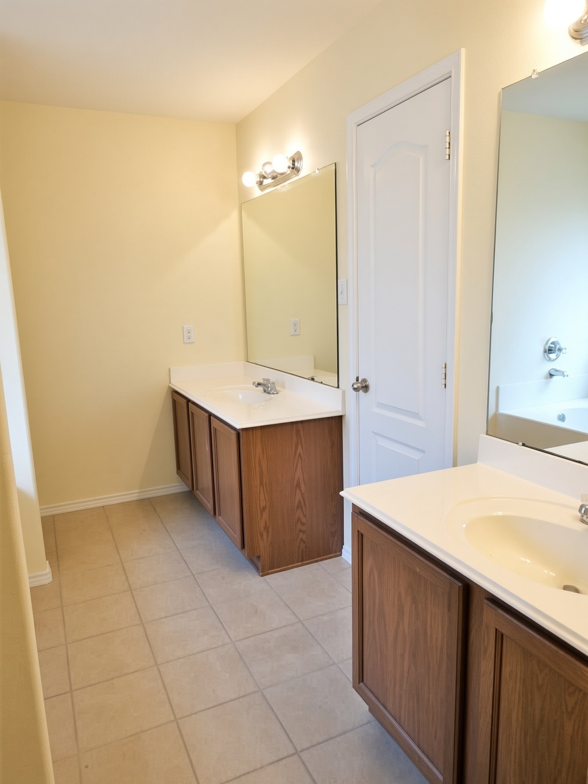 14310 Cypress Meadows Drive Property Photo 9