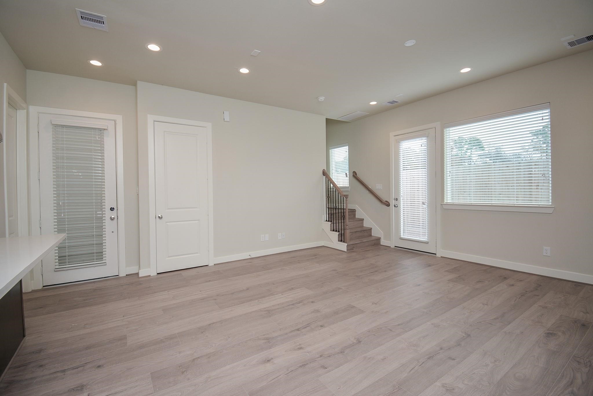 5914 Jasper Jones Way Property Photo 9