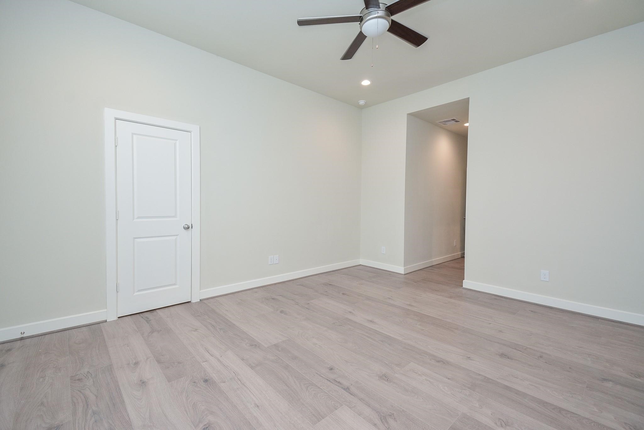 5914 Jasper Jones Way Property Photo 16
