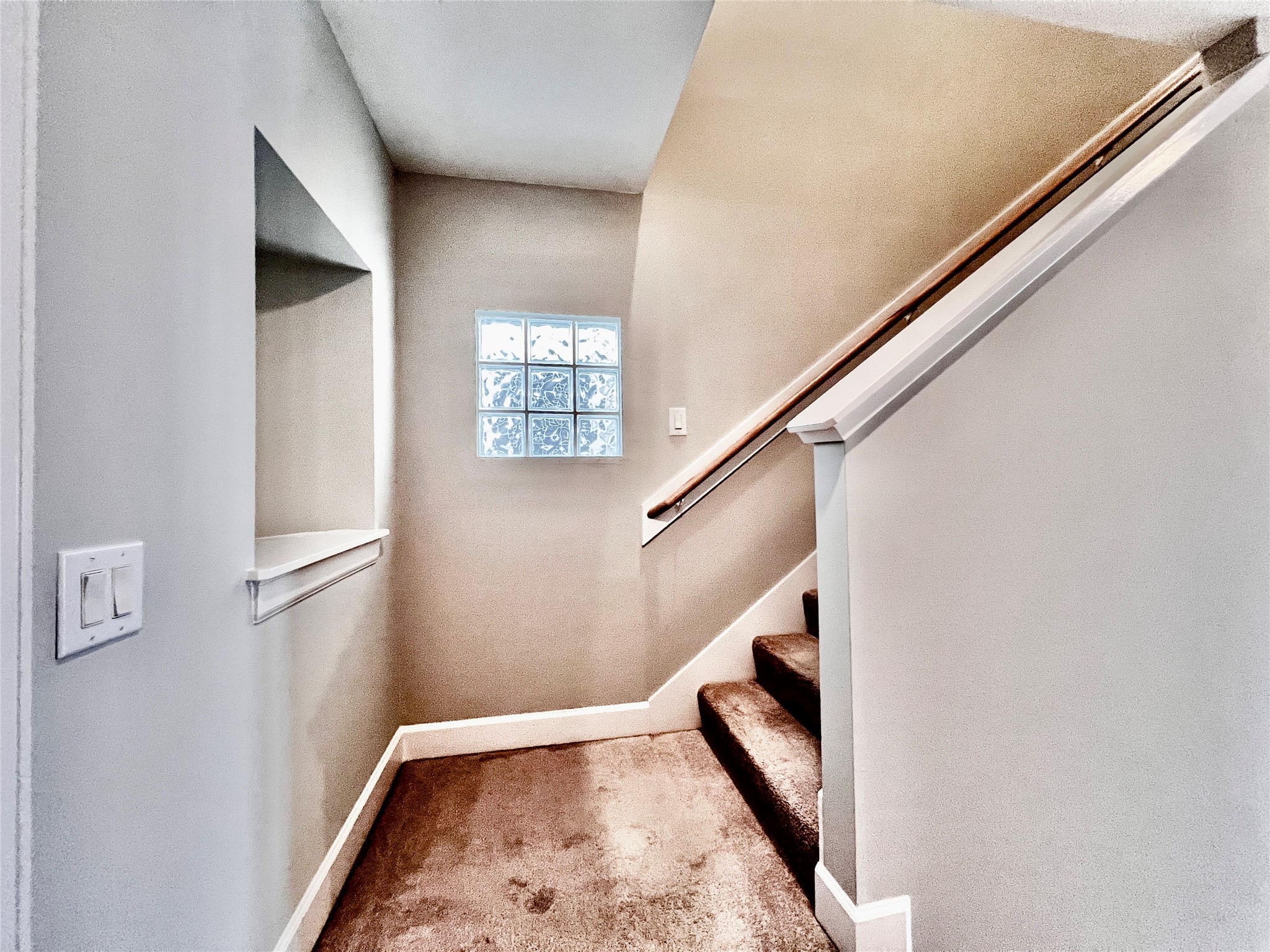 3731 Main Poplar Drive Property Photo 3
