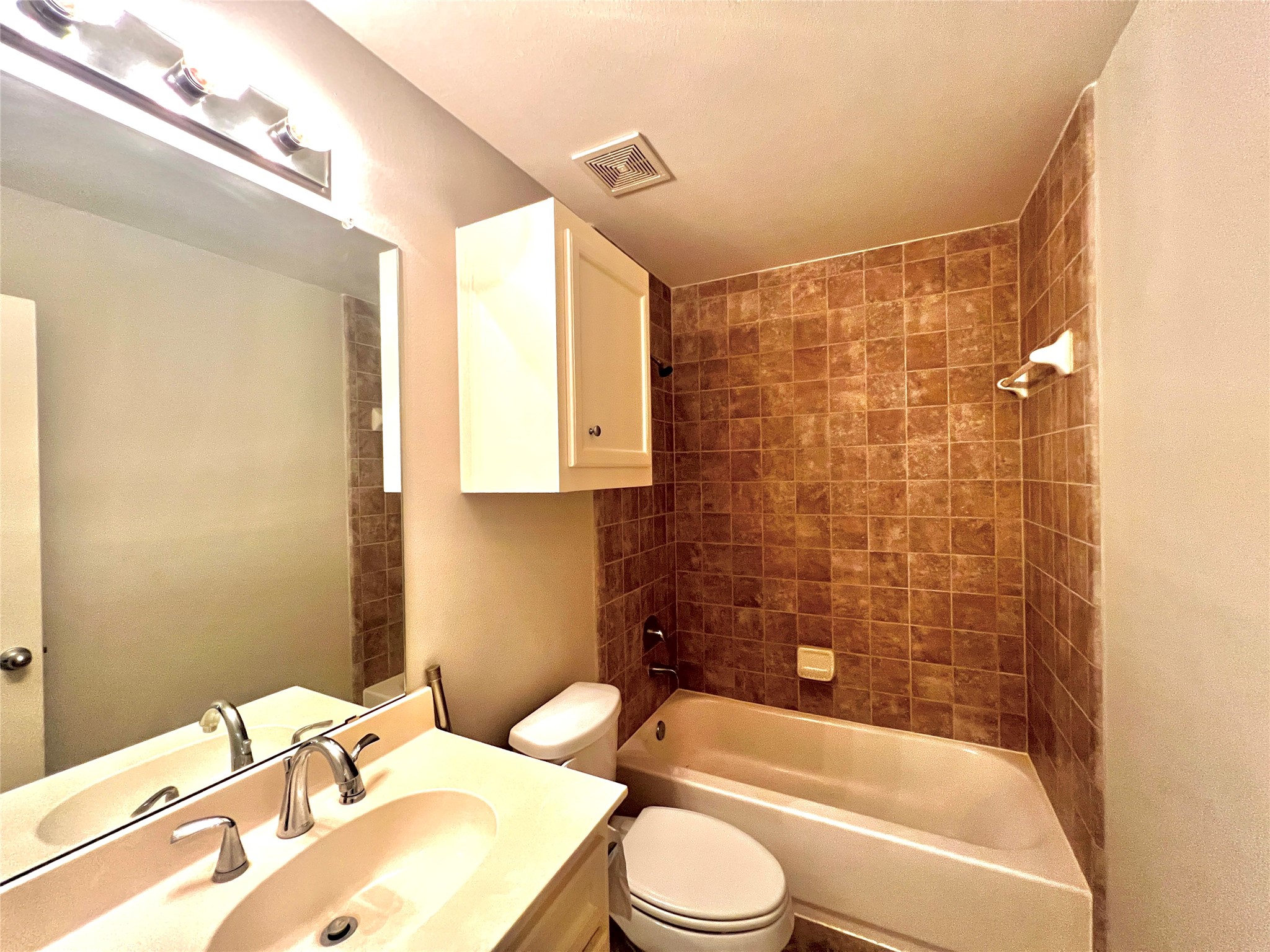 3731 Main Poplar Drive Property Photo 28