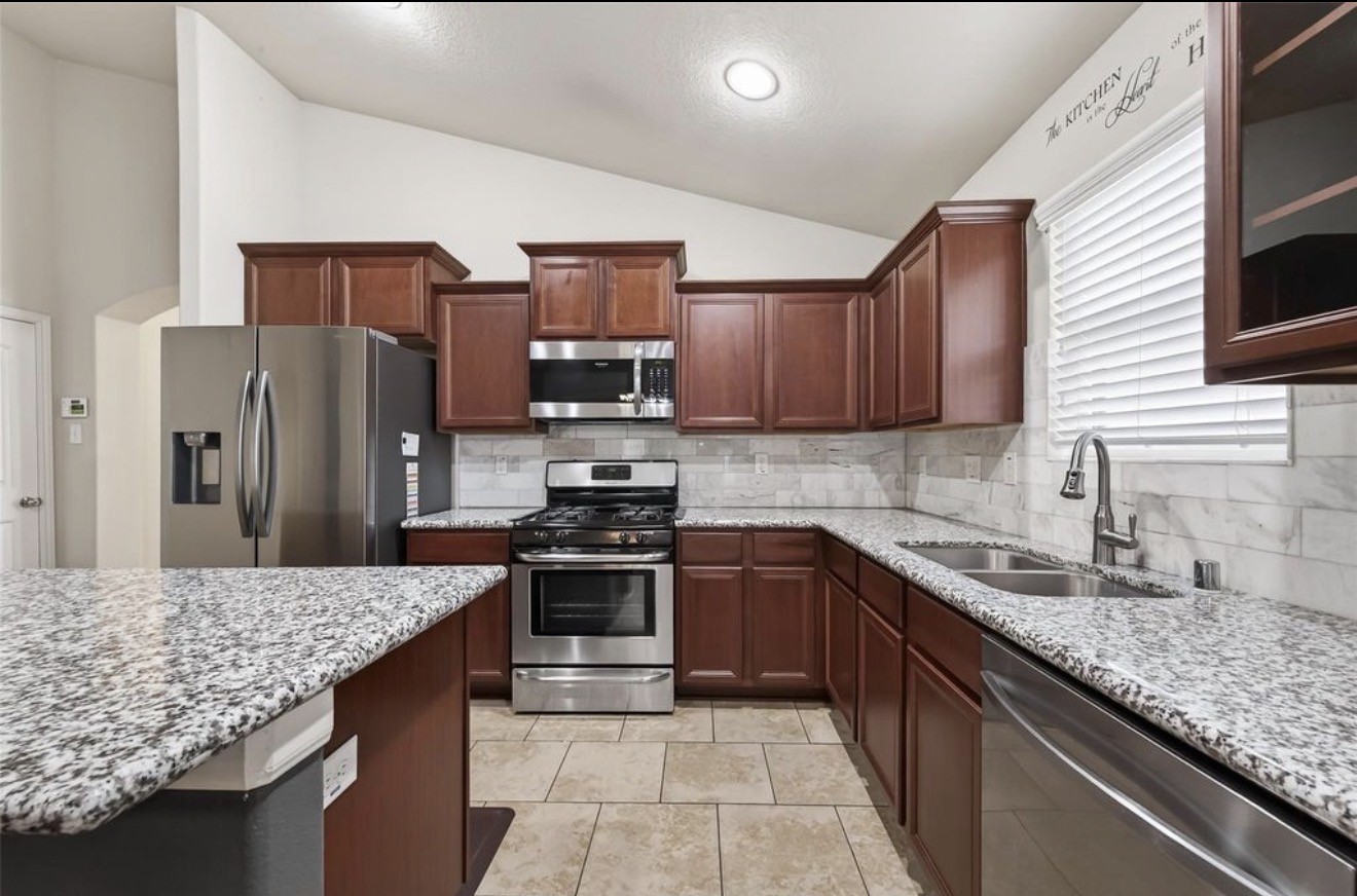 5703 Casa Martin Drive Property Photo 8