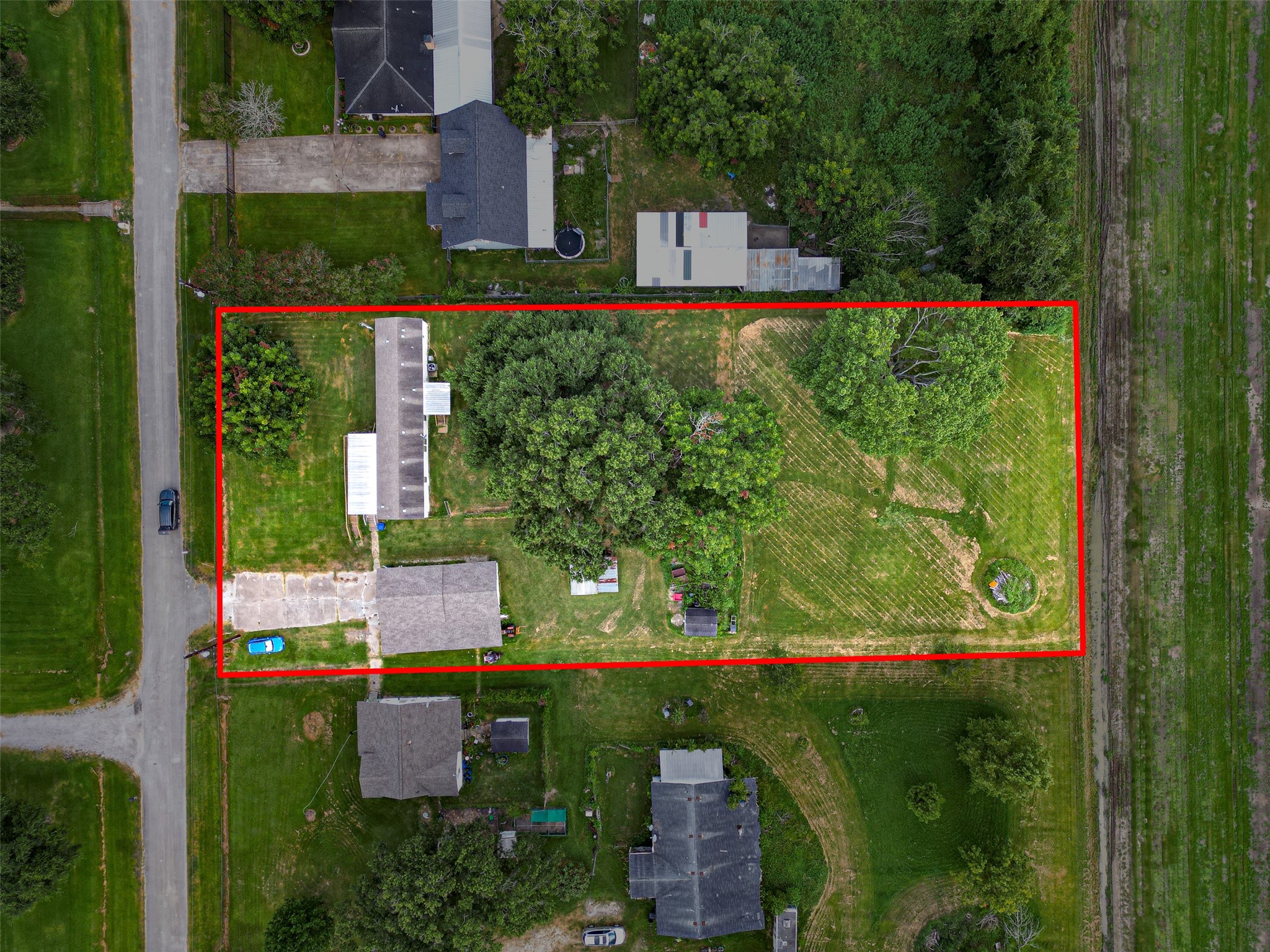 14330 Green Acres Street Property Photo 23