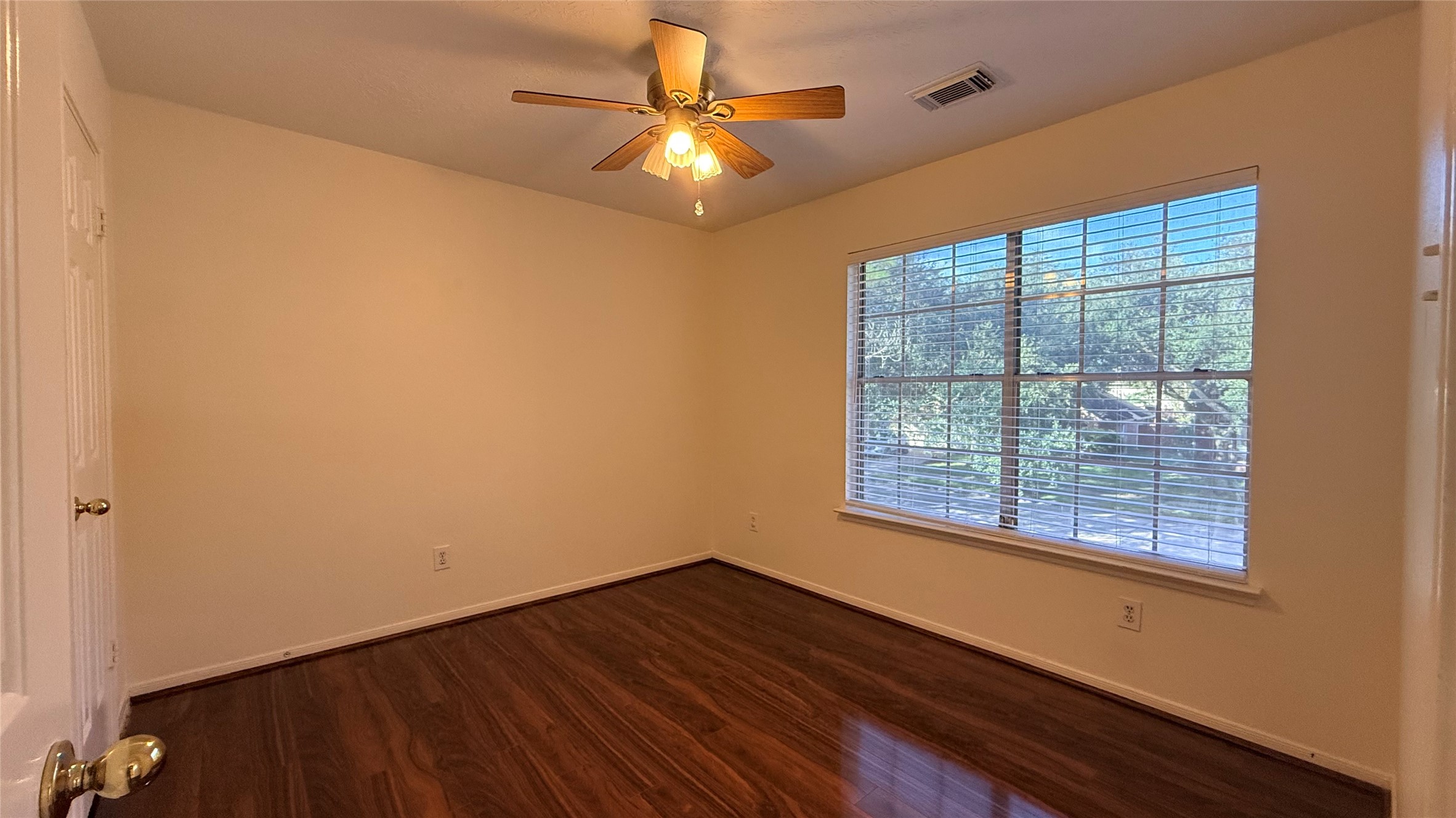 106 Crimson Bay Drive Property Photo 24