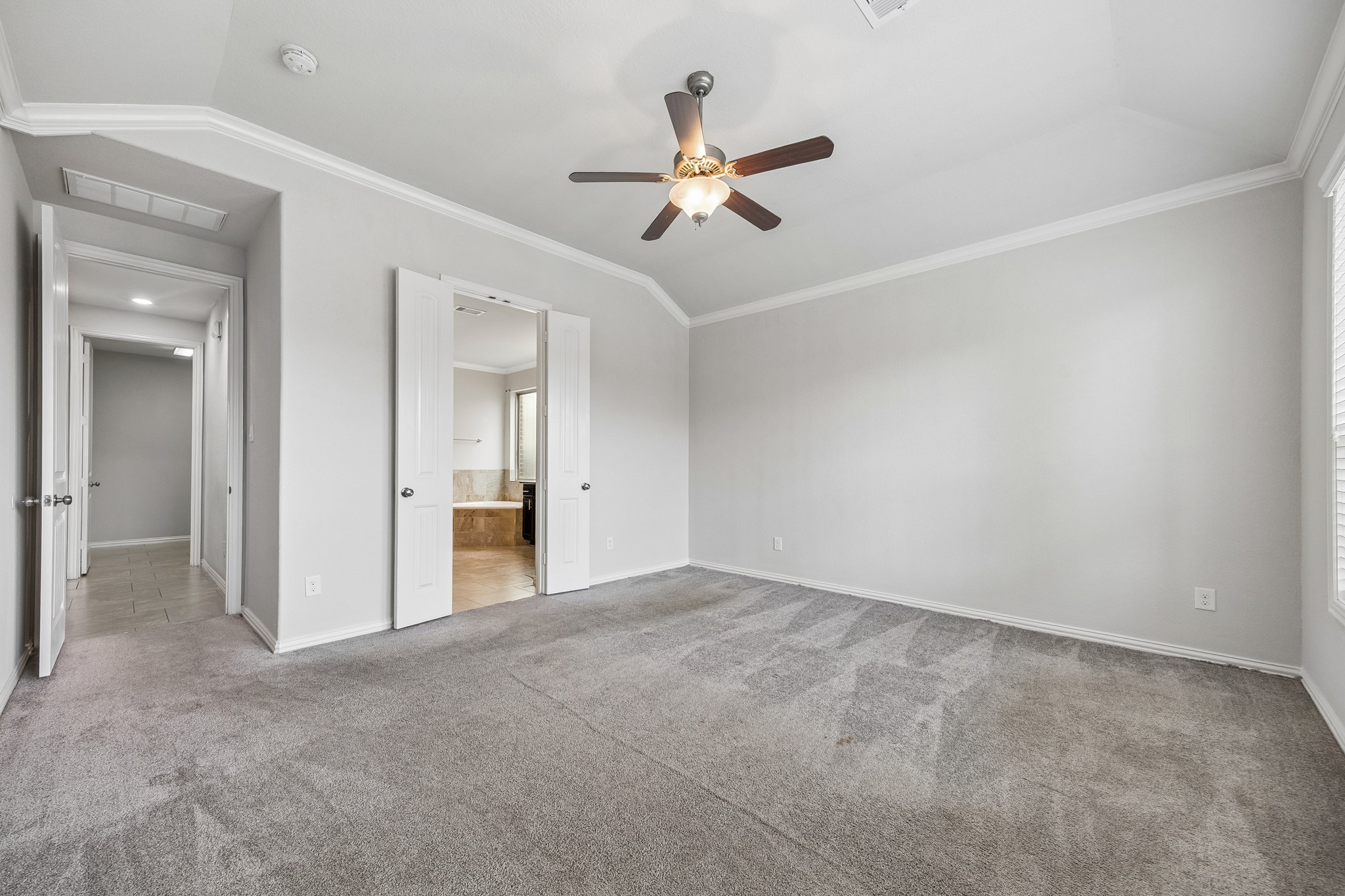 7035 Pearl Terrace Lane Property Photo 15