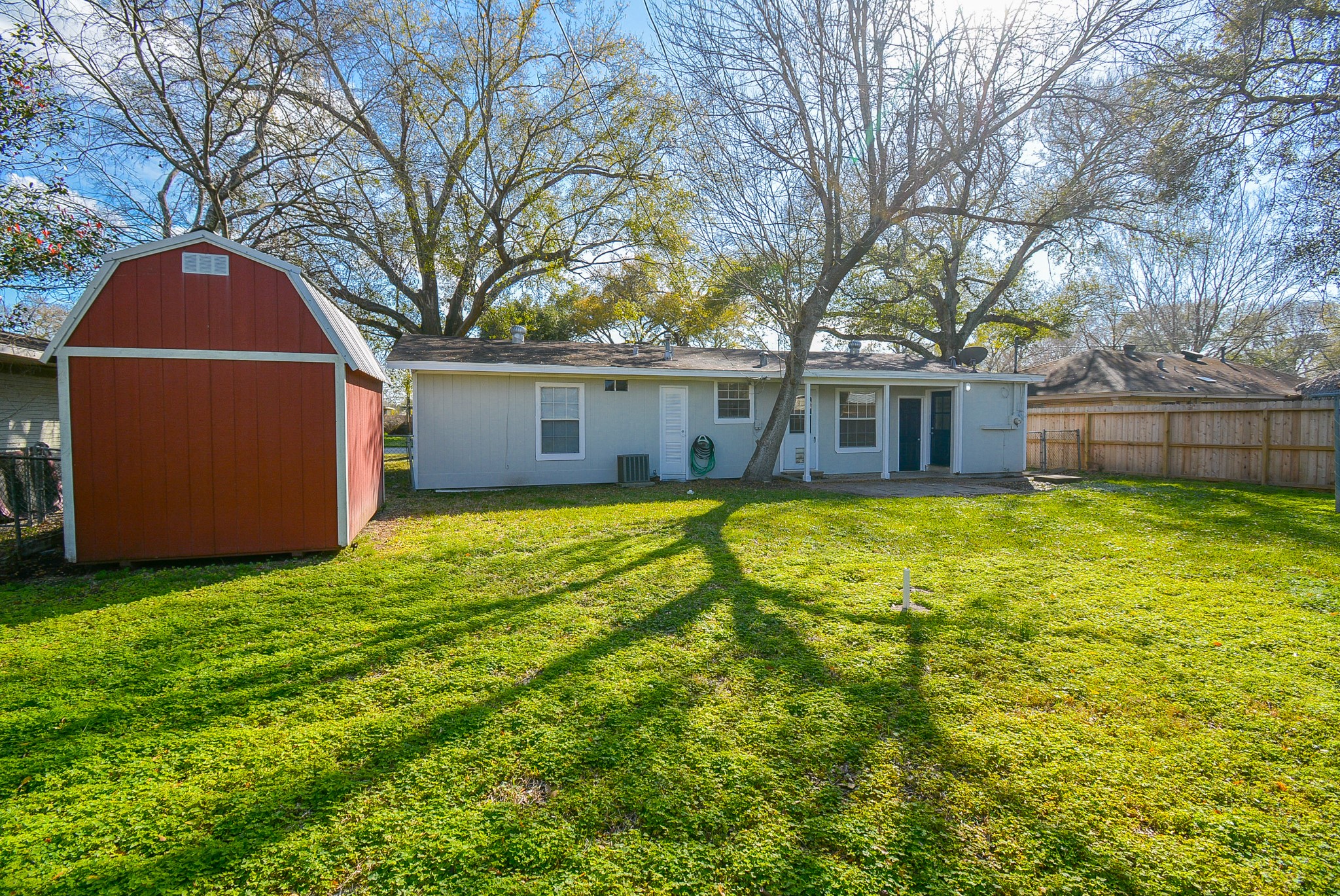 5006 Libbey Lane Property Photo 4