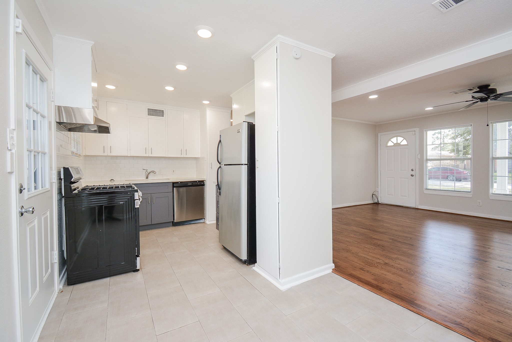 5006 Libbey Lane Property Photo 10